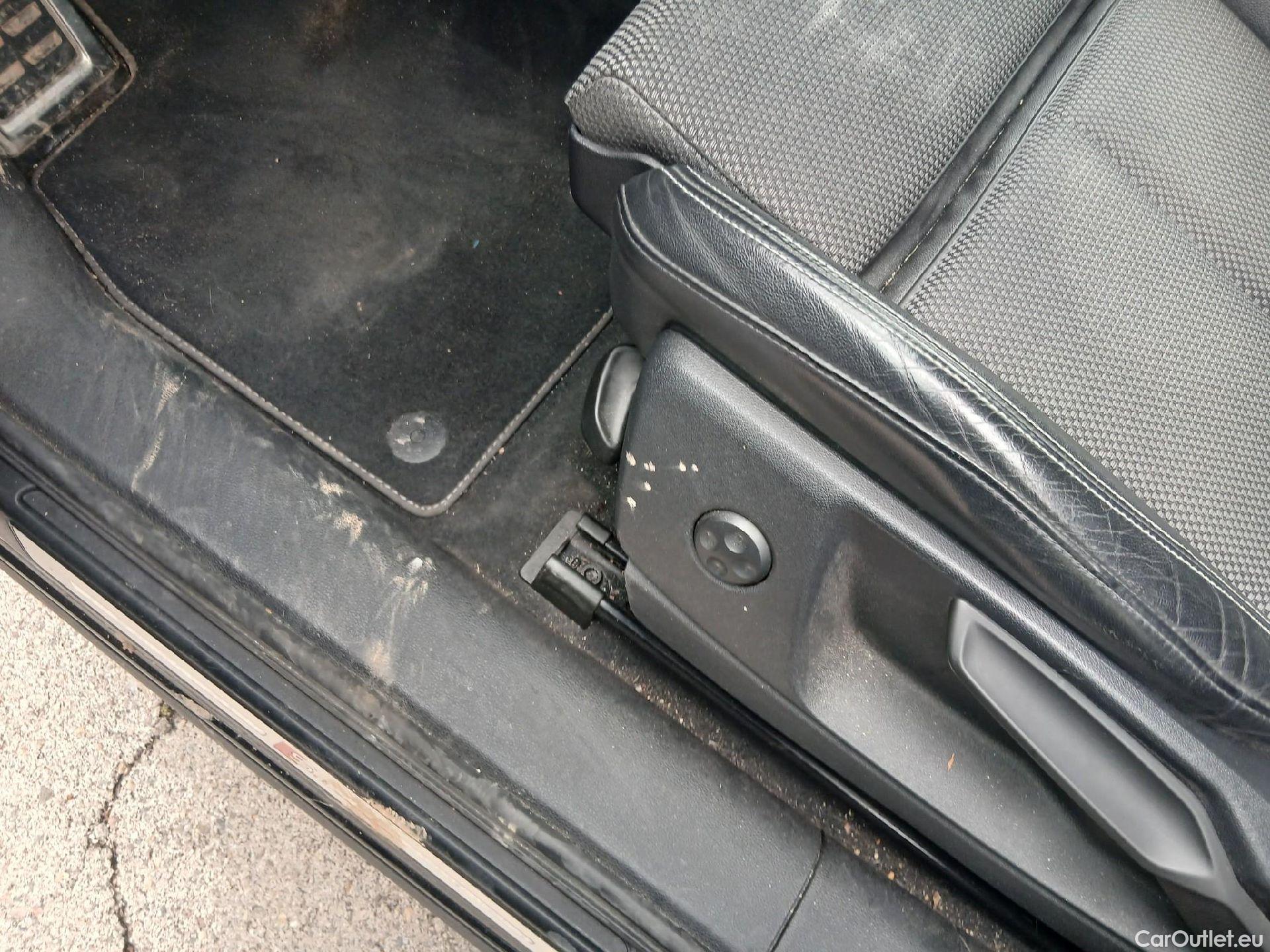  Audi  Q5 AUDI  / 2020 / 5P / todoterreno S line 40 TDI 150kW quattro-ultra #1