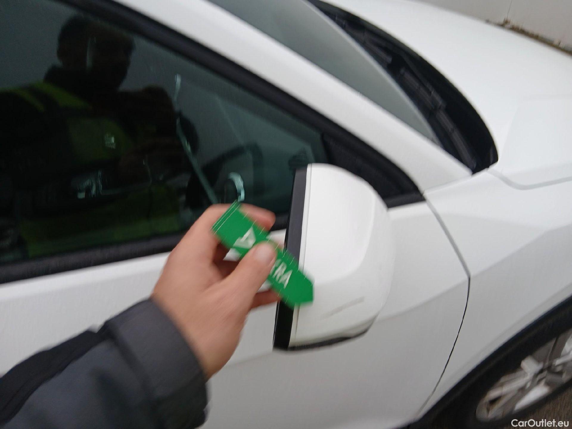  Audi  Q2 AUDI  / 2020 / 5P / todoterreno Advanced 30 TFSI 81kW (110CV) #15