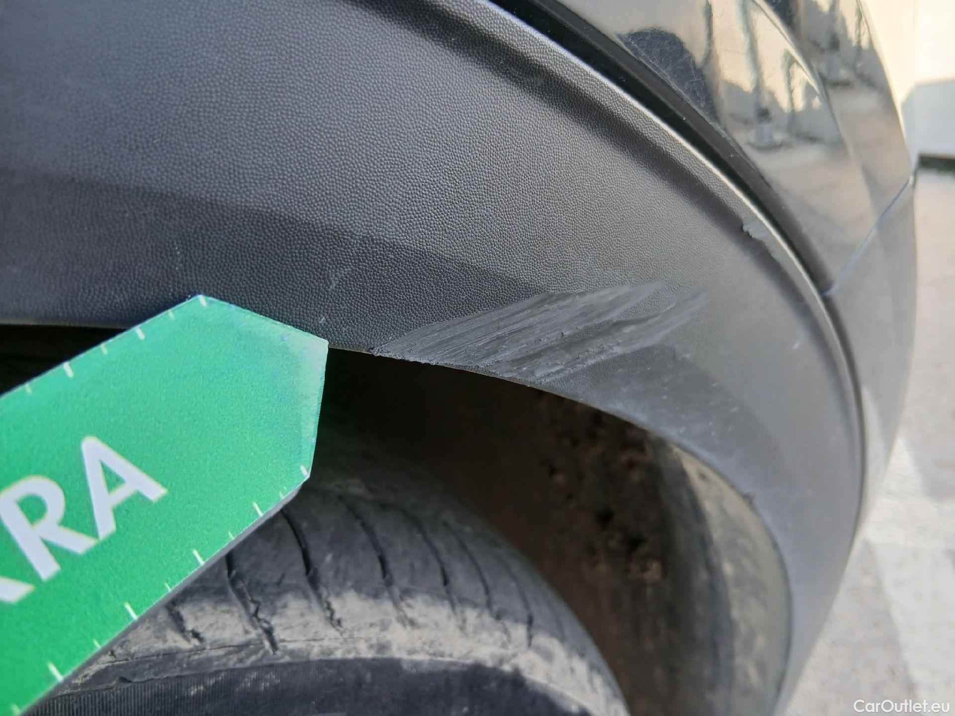  KIA  Sportage KIA  / 2022 / 5P / todoterreno 1.6 T-GDi 110kW (150CV) Concept 4x2 #60