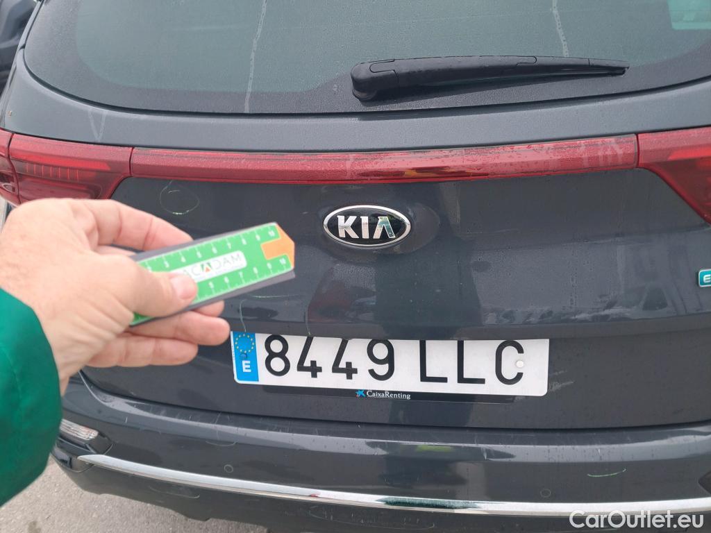  KIA  Sportage KIA  1.6MHEV Drive 100kW(136CV) 4x2(Crist Tintados)(CX) #1