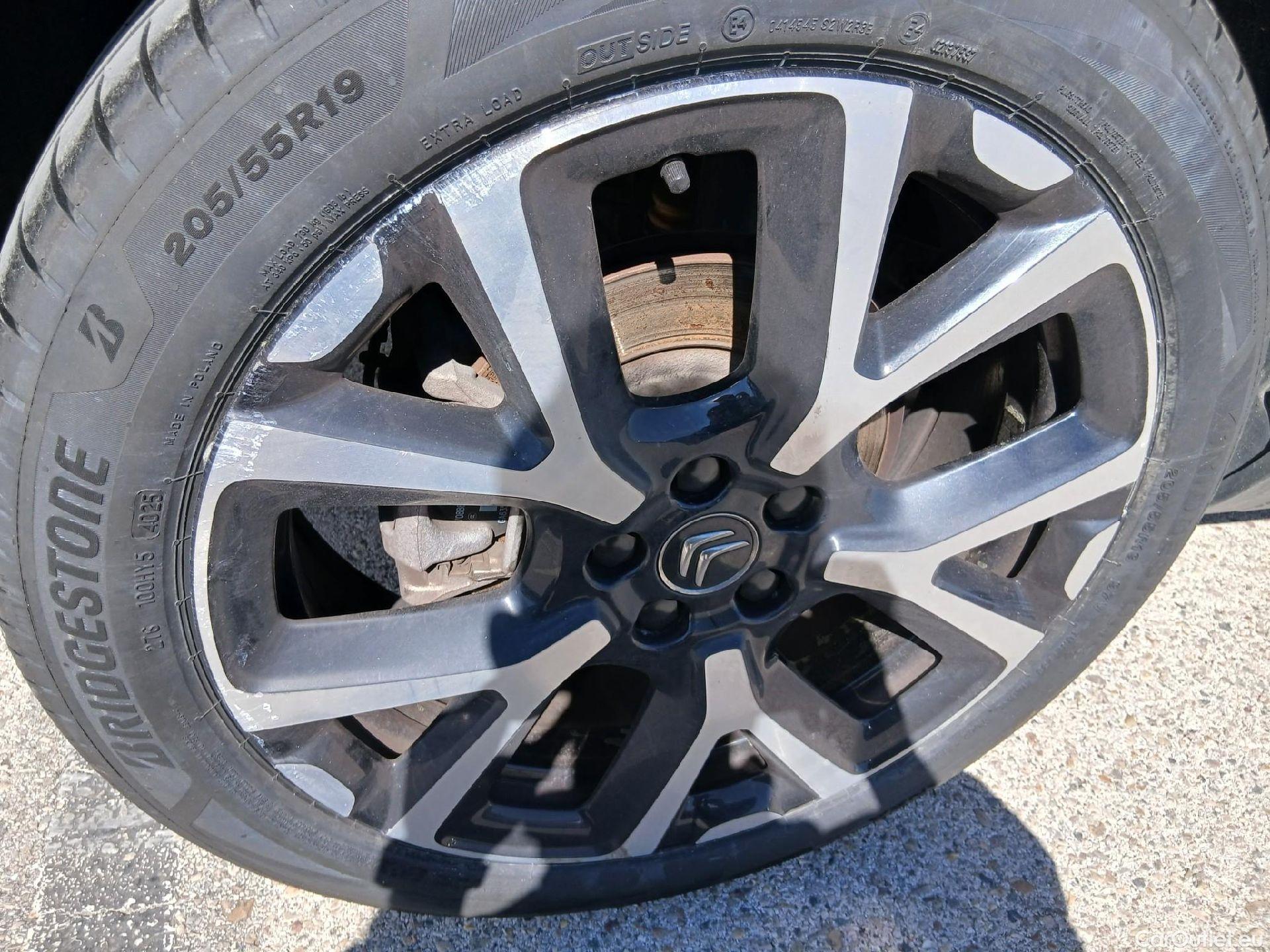  Citroen  C5 CITROEN  Aircross / 2018 / 5P / todoterreno BlueHdi 96kW (130CV) S&S EAT8 Shine #18