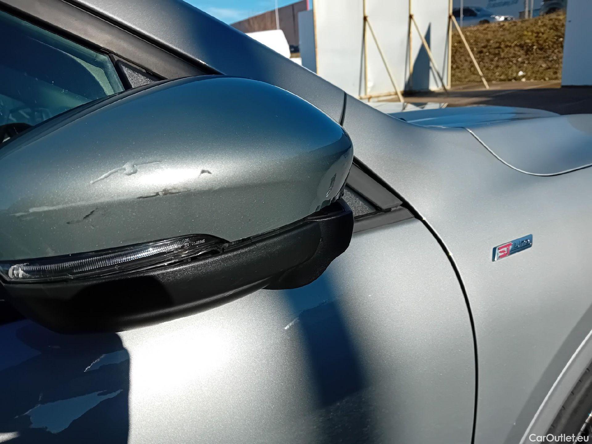  Ford  Kuga FORD  / 2019 / 5P / todoterreno ST-Line X 2.5 Duratec FHEV Auto #43