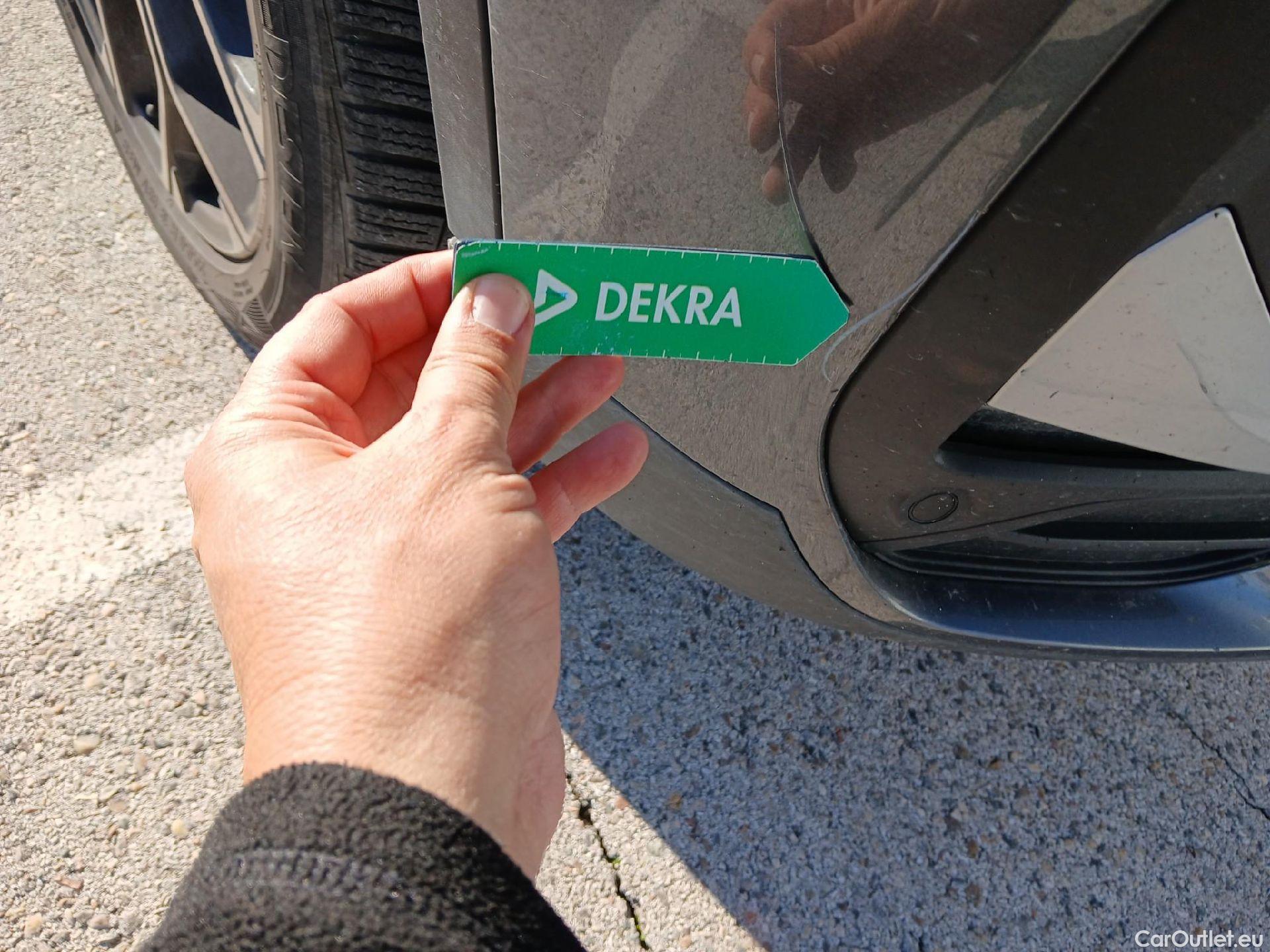  Bmw  X1 BMW  / 2019 / 5P / todoterreno sDrive18d #3