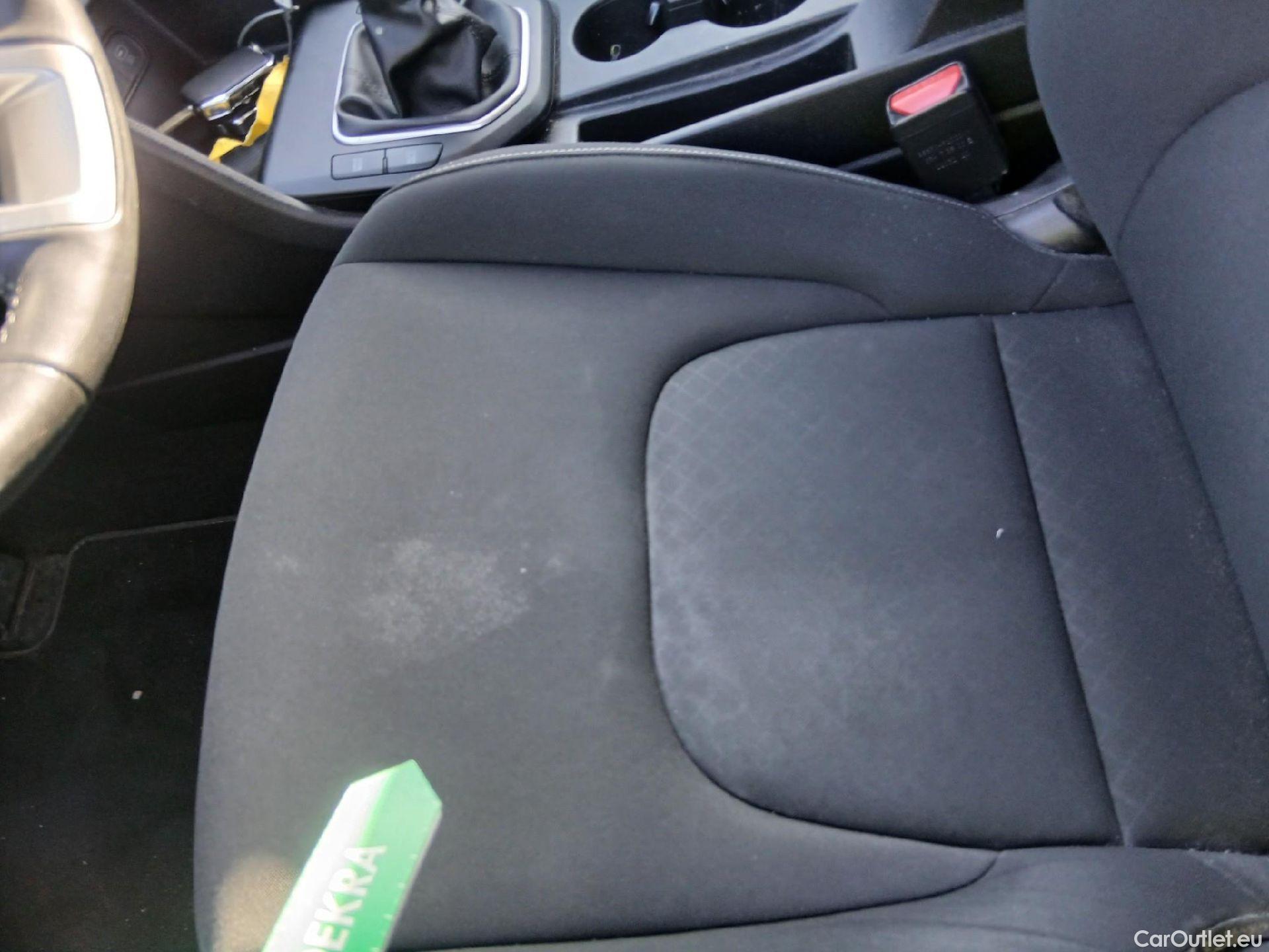  KIA  Sportage KIA  / 2022 / 5P / todoterreno 1.6 T-GDi 110kW (150CV) Concept 4x2 #19