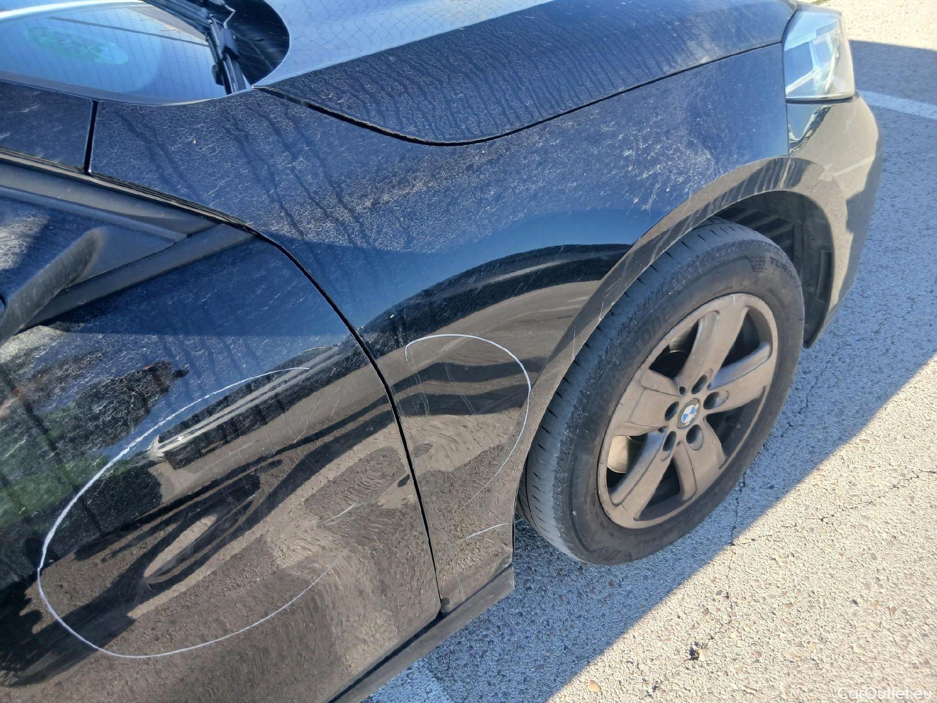  Bmw  Serie 1 BMW  / 2019 / 5P / berlina con portón 118i #16