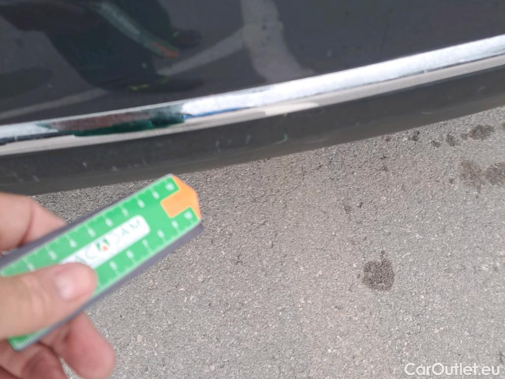  KIA  Sportage KIA  1.6MHEV Drive 100kW(136CV) 4x2(Crist Tintados)(CX) #32