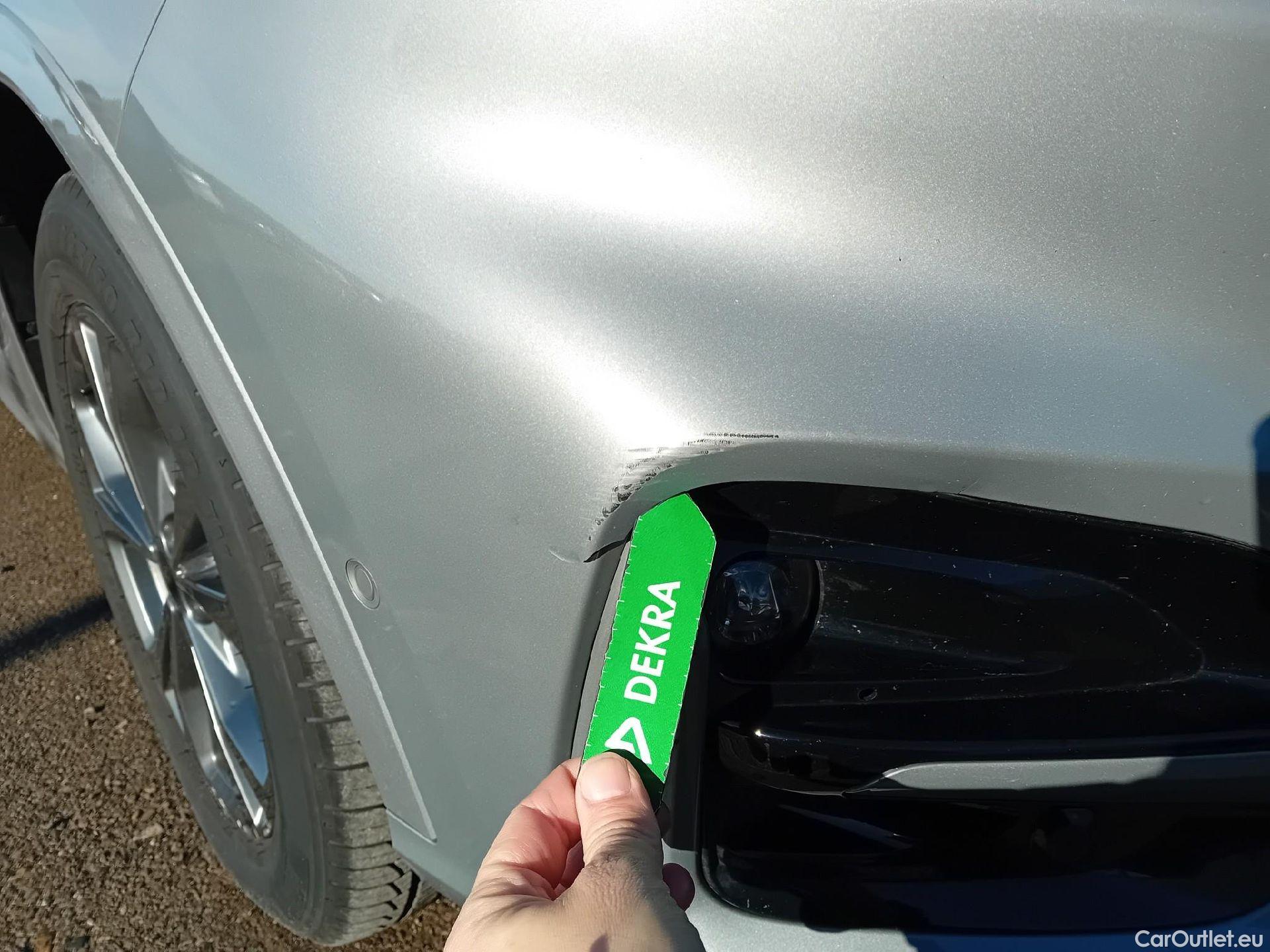  Ford  Kuga FORD  / 2019 / 5P / todoterreno ST-Line X 2.5 Duratec FHEV Auto #2