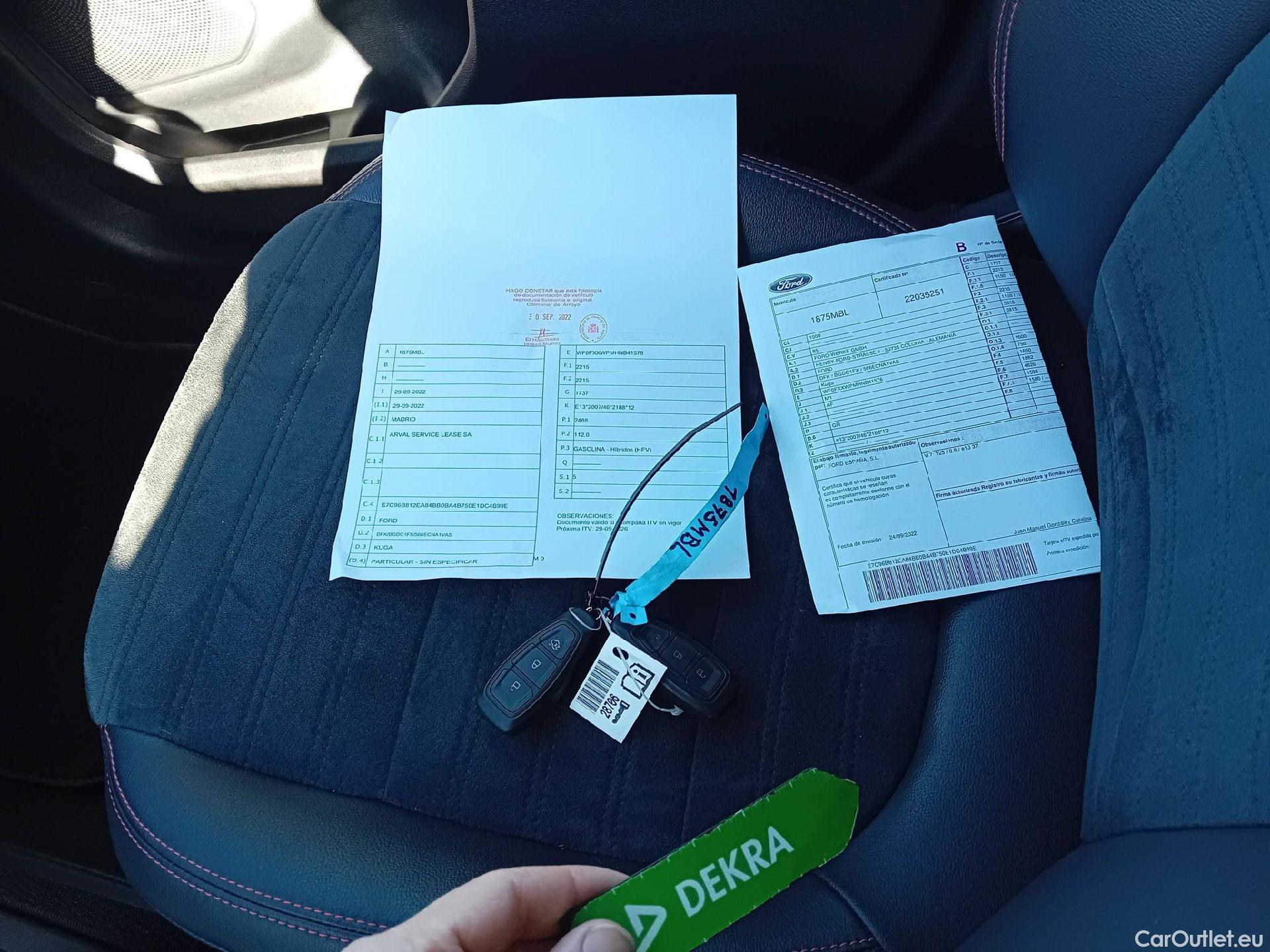  Ford  Kuga FORD  / 2019 / 5P / todoterreno ST-Line X 2.5 Duratec FHEV Auto #46