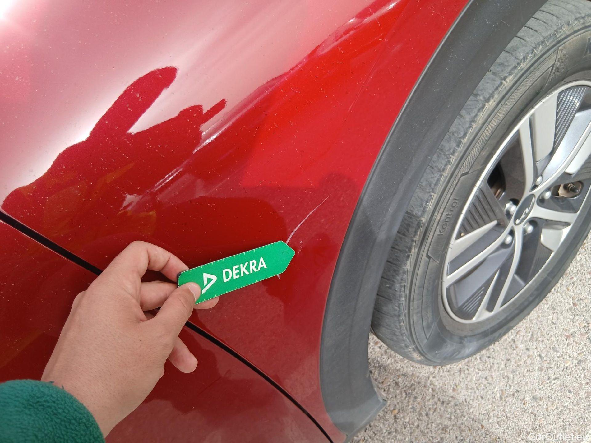  KIA  Niro KIA  / 2019 / 5P / crossover 1.6 GDi HEV 104kW (141CV) Drive #19