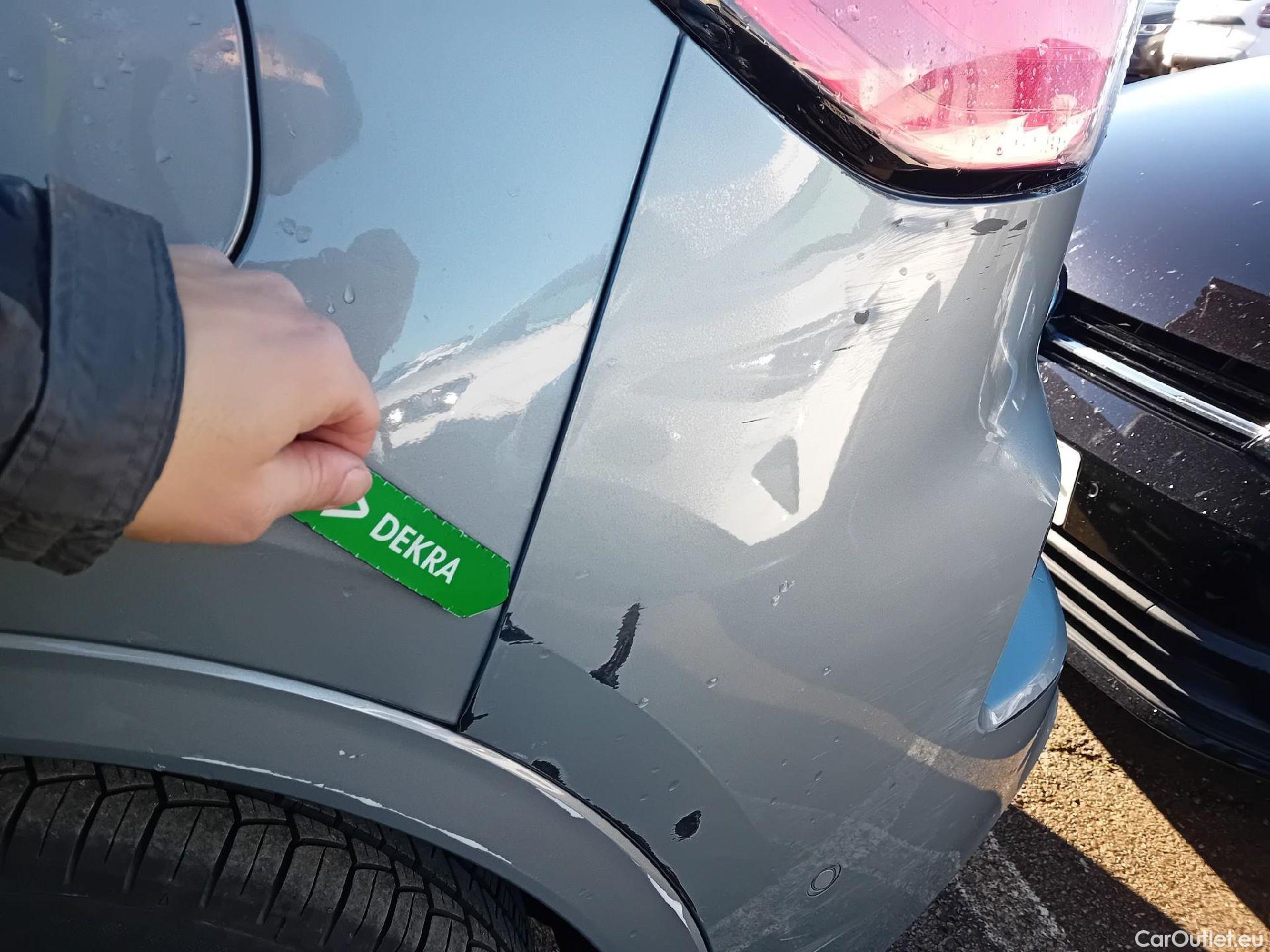  Ford  Kuga FORD  / 2019 / 5P / todoterreno ST-Line X 2.5 Duratec FHEV Auto #23