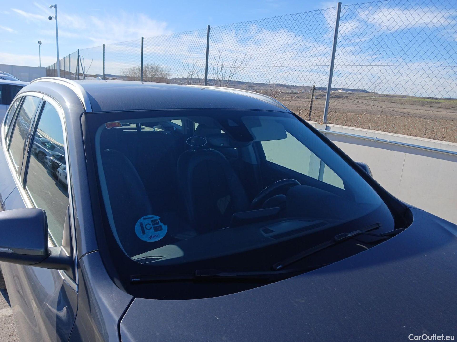  Bmw  X1 BMW  / 2019 / 5P / todoterreno sDrive18d #7