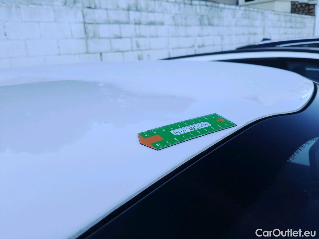  Peugeot  208 PEUGEOT  5p 1G berlina con portón 5P ACTIVE 1.6 BlueHDi 75 #2