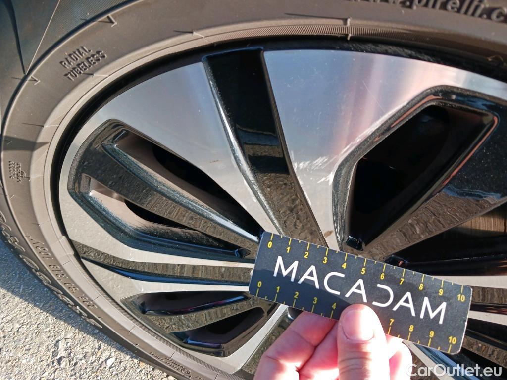  Mercedes  G-Klasee MERCEDES-BENZ GLC Coupé / 2019 / 5P / coupé GLC 300 de 4MATIC #17