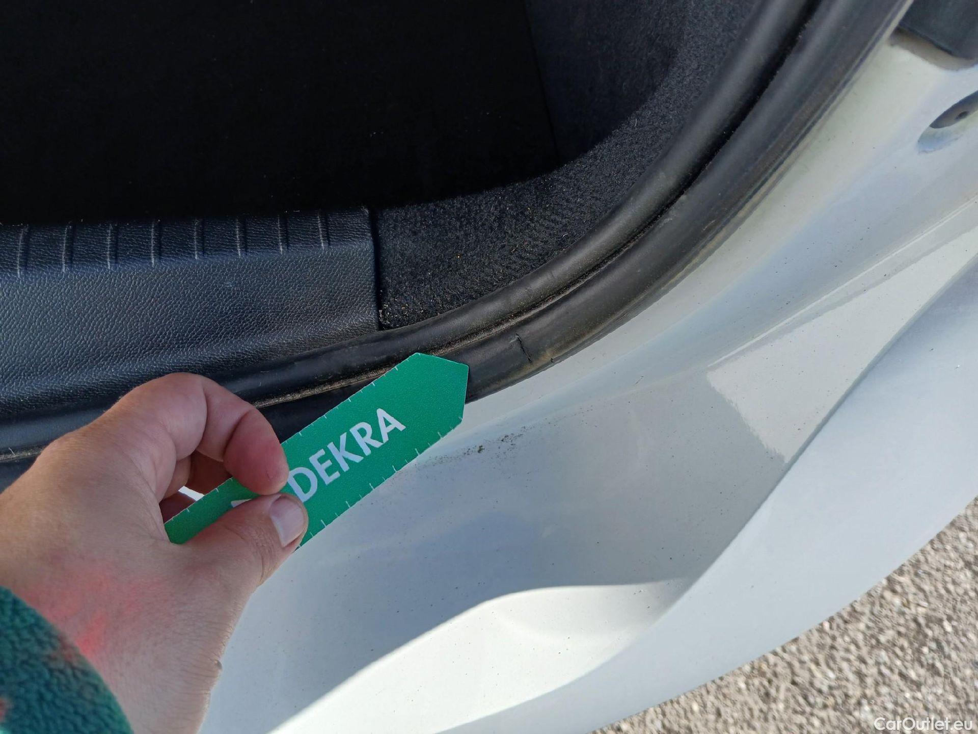  Opel  Corsa OPEL  / 2019 / 5P / berlina con portón 1.2T XHL 74kW (100CV) Edition (AC) #1