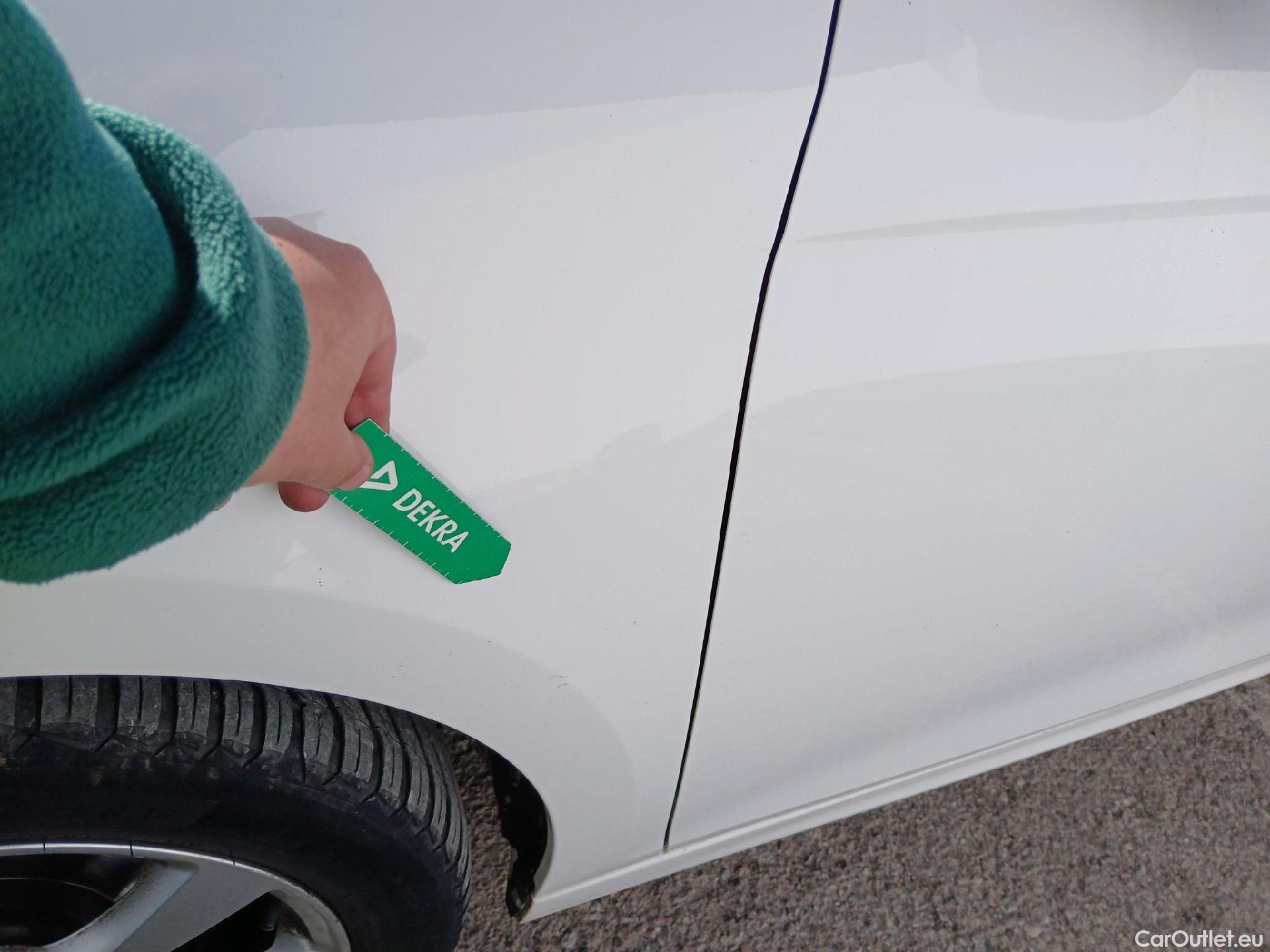  Opel  Corsa OPEL  / 2019 / 5P / berlina con portón 1.2T XHL 74kW (100CV) Edition (AC) #11