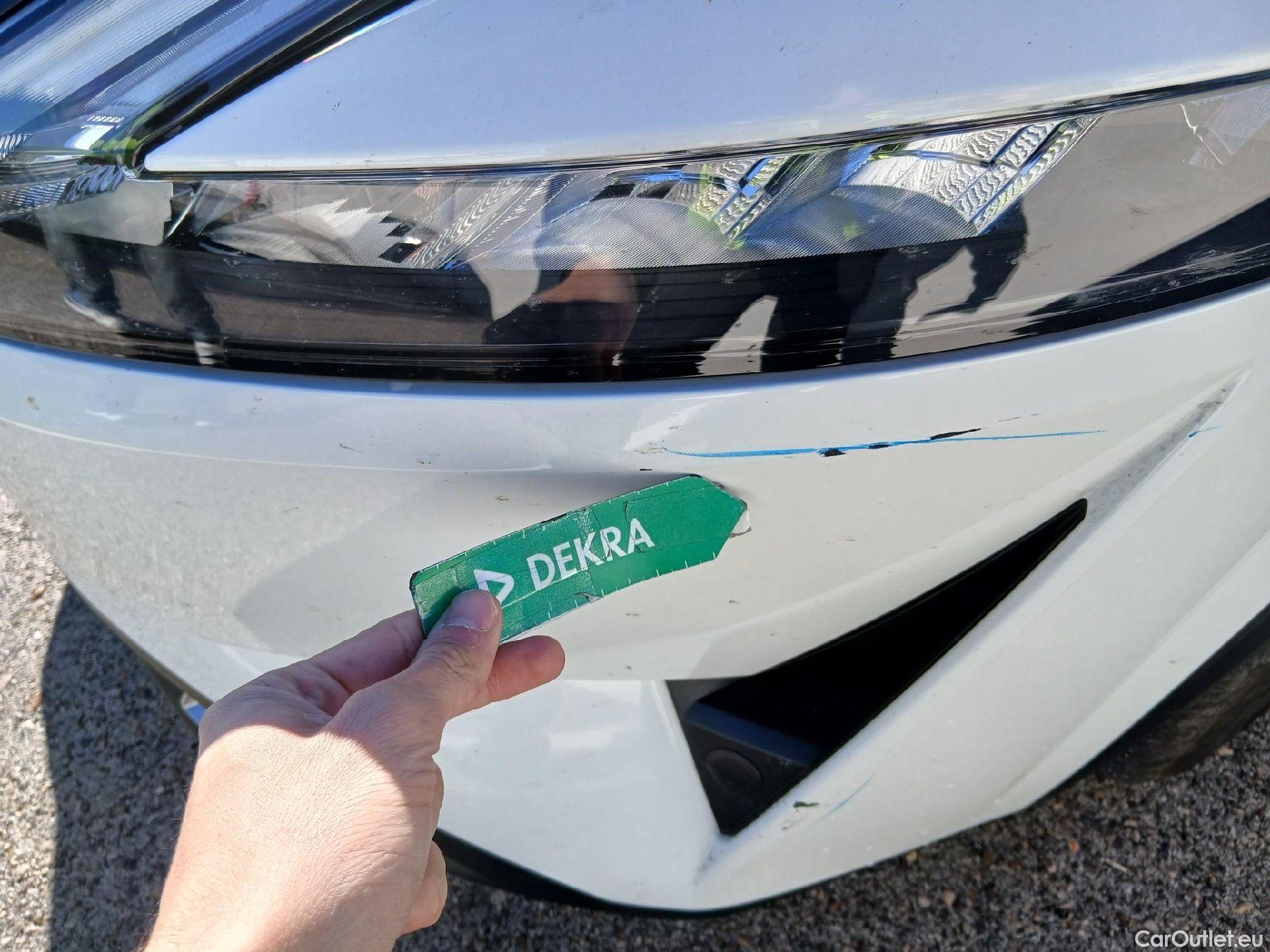  Nissan  Qashqai NISSAN  / 2021 / 5P / todoterreno DIG-T 103kW (140CV) mHEV 4x2 Acenta #4