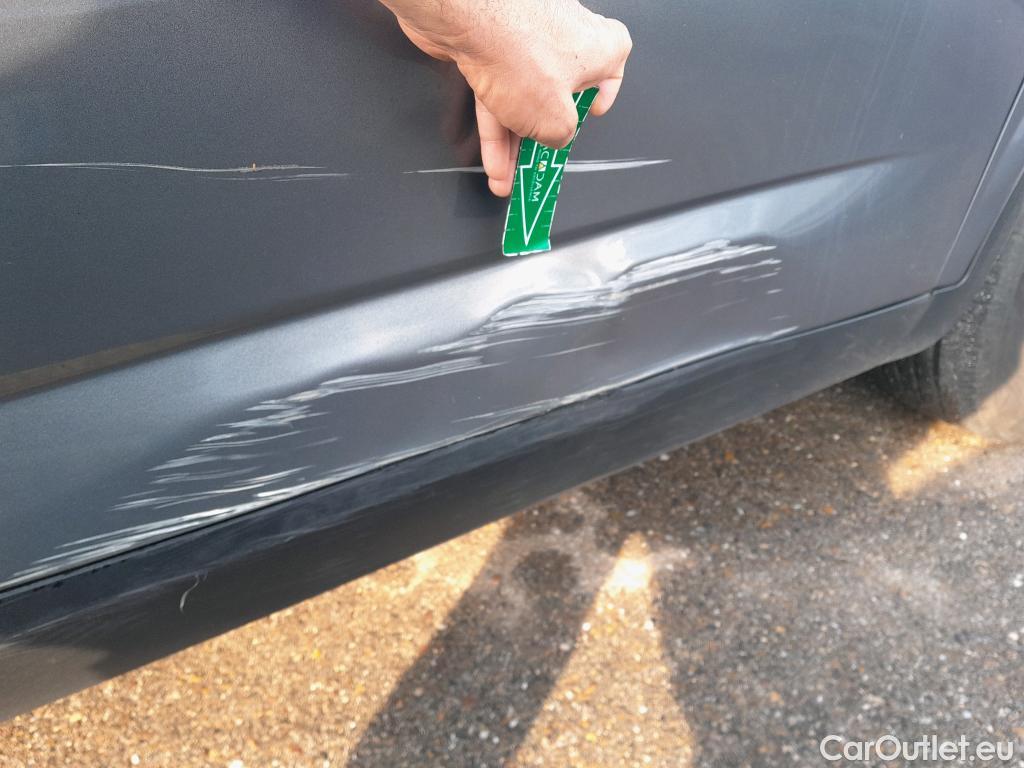  Nissan  Qashqai NISSAN  / 2021 / 5P / todoterreno DIG-T 116kW (158CV) mHEV Xtronic Acenta (AC) #3