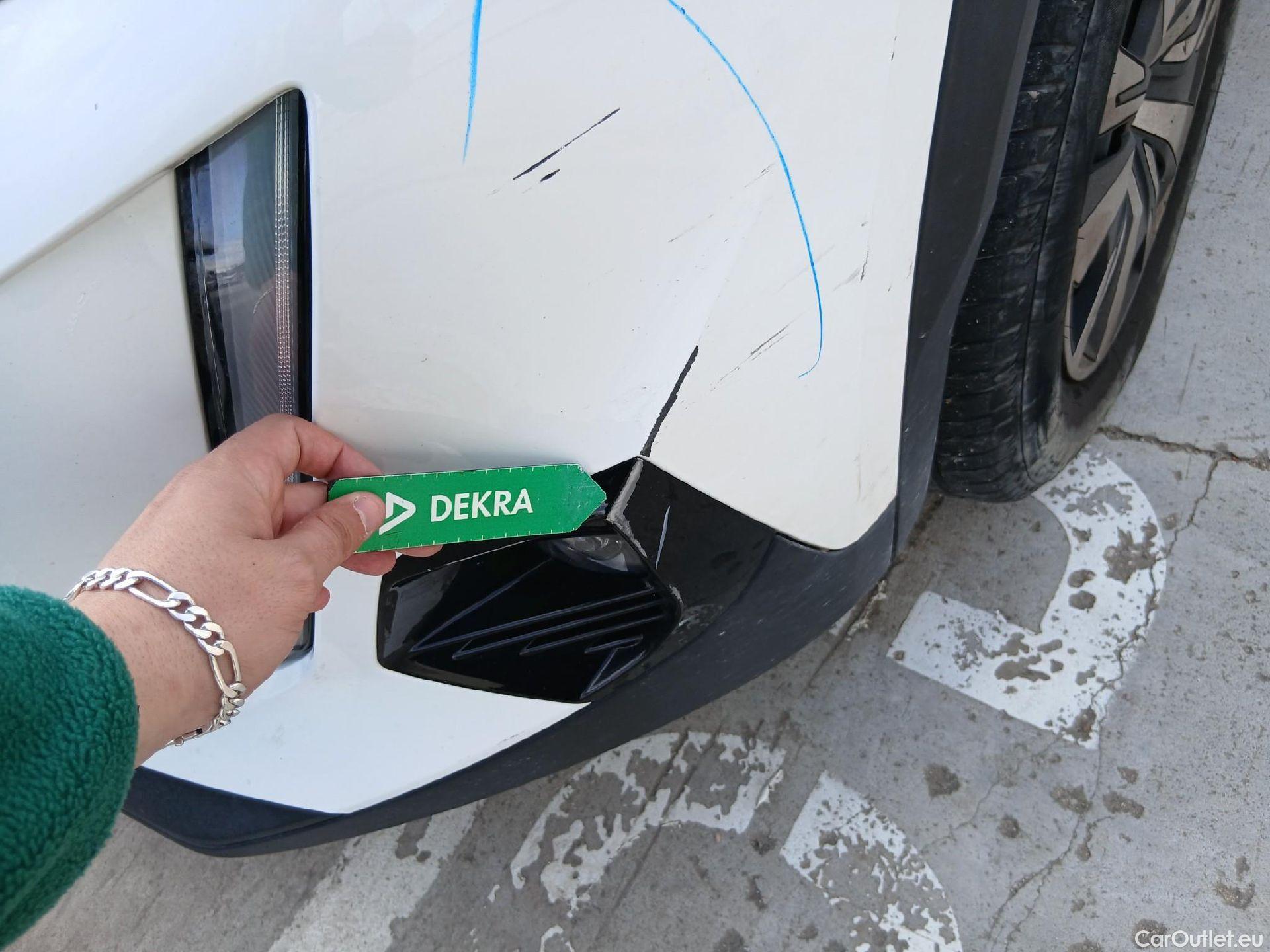  Peugeot  2008 PEUGEOT  / 2019 / 5P / todoterreno Active BlueHDI 81kW (110CV) #4