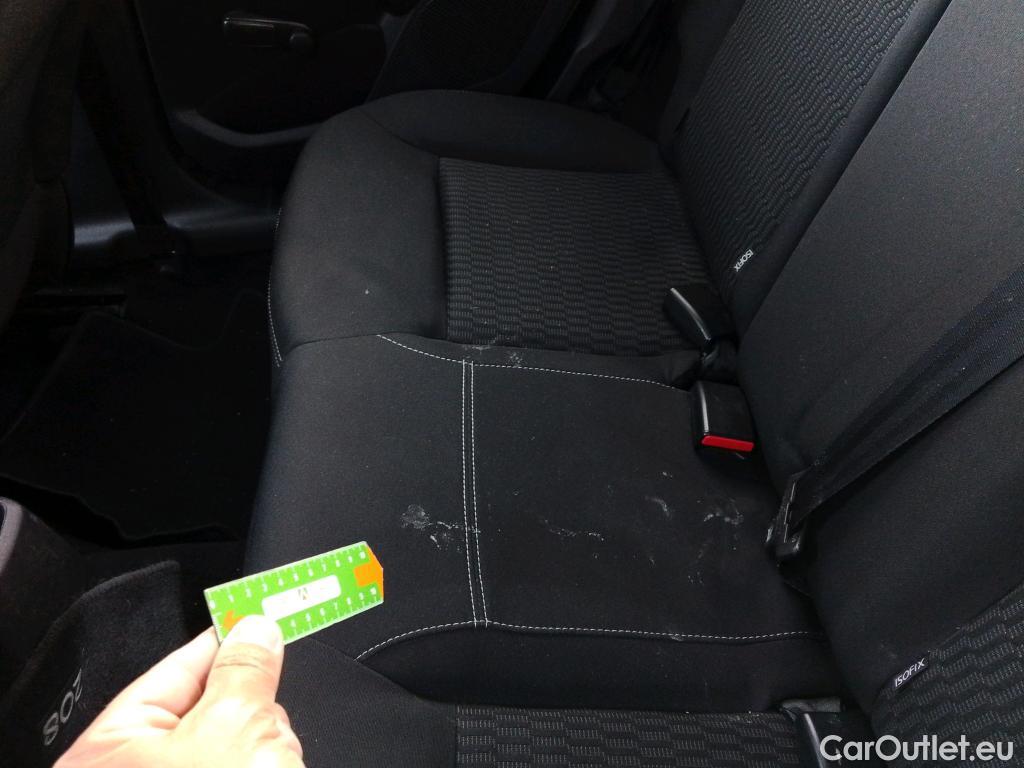  Peugeot  208 PEUGEOT  5p 1G berlina con portón 5P ACTIVE 1.6 BlueHDi 75 #20