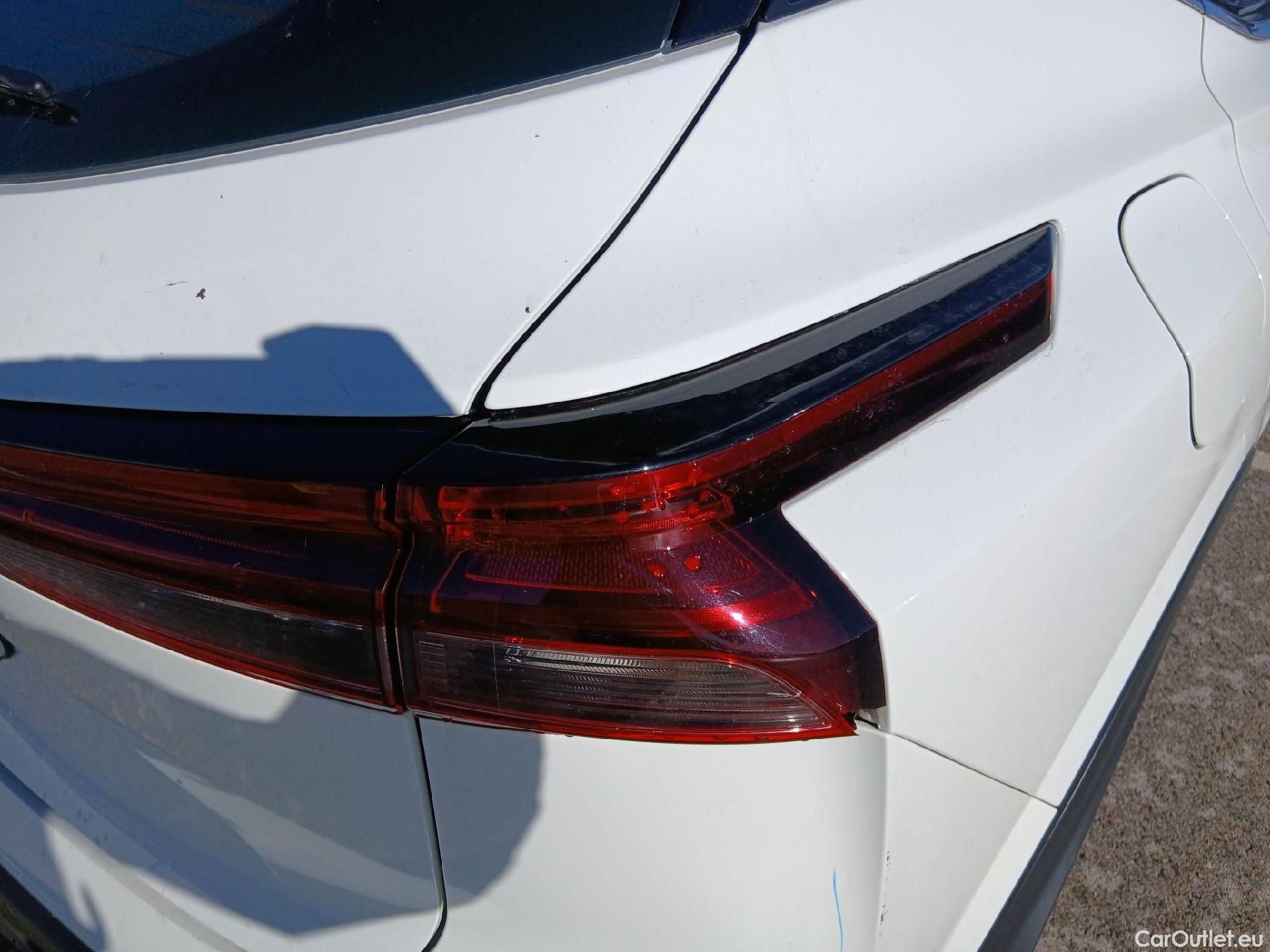  Nissan  Qashqai NISSAN  / 2021 / 5P / todoterreno DIG-T 103kW (140CV) mHEV 4x2 Acenta #42