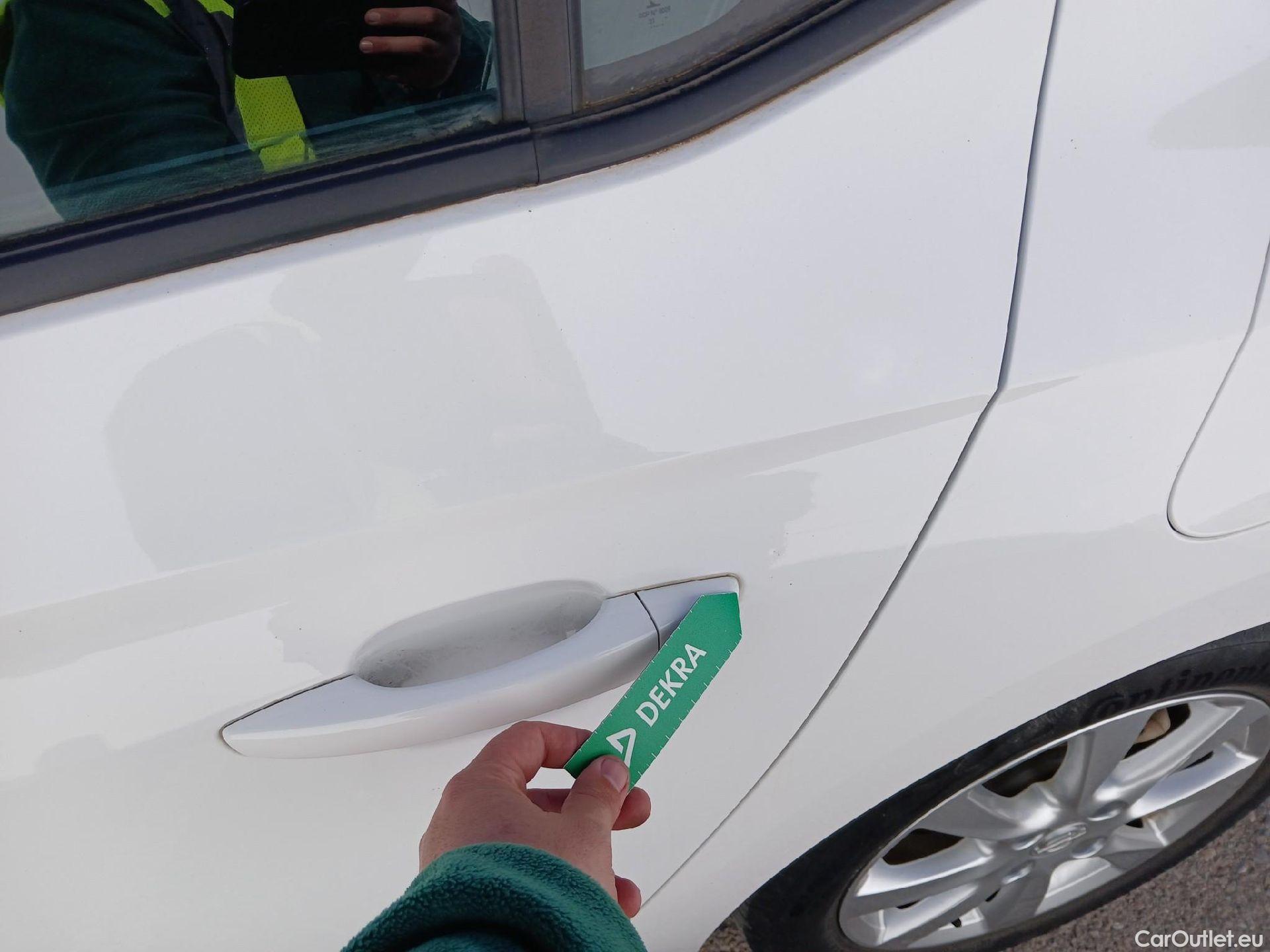  Opel  Corsa OPEL  / 2019 / 5P / berlina con portón 1.2T XHL 74kW (100CV) Edition (AC) #15