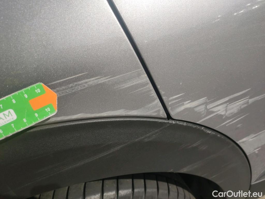  Peugeot  3008 PEUGEOT  / 2016 / 5P / todoterreno 1.5 BlueHDi 96kW (130CV) S&S Active (AC) #13