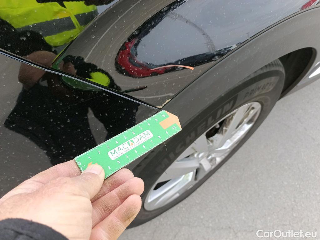  Peugeot  3008 PEUGEOT  / 2016 / 5P / todoterreno 1.5 BlueHDi 96kW (130CV) S&S Style #26