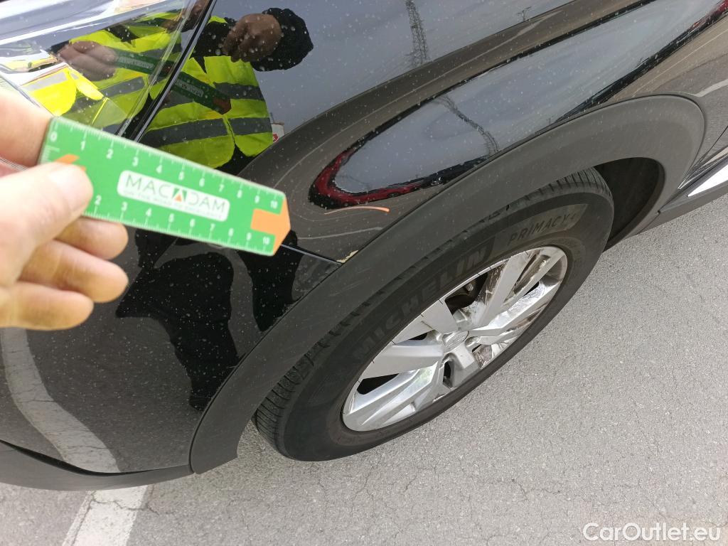  Peugeot  3008 PEUGEOT  / 2016 / 5P / todoterreno 1.5 BlueHDi 96kW (130CV) S&S Style #25