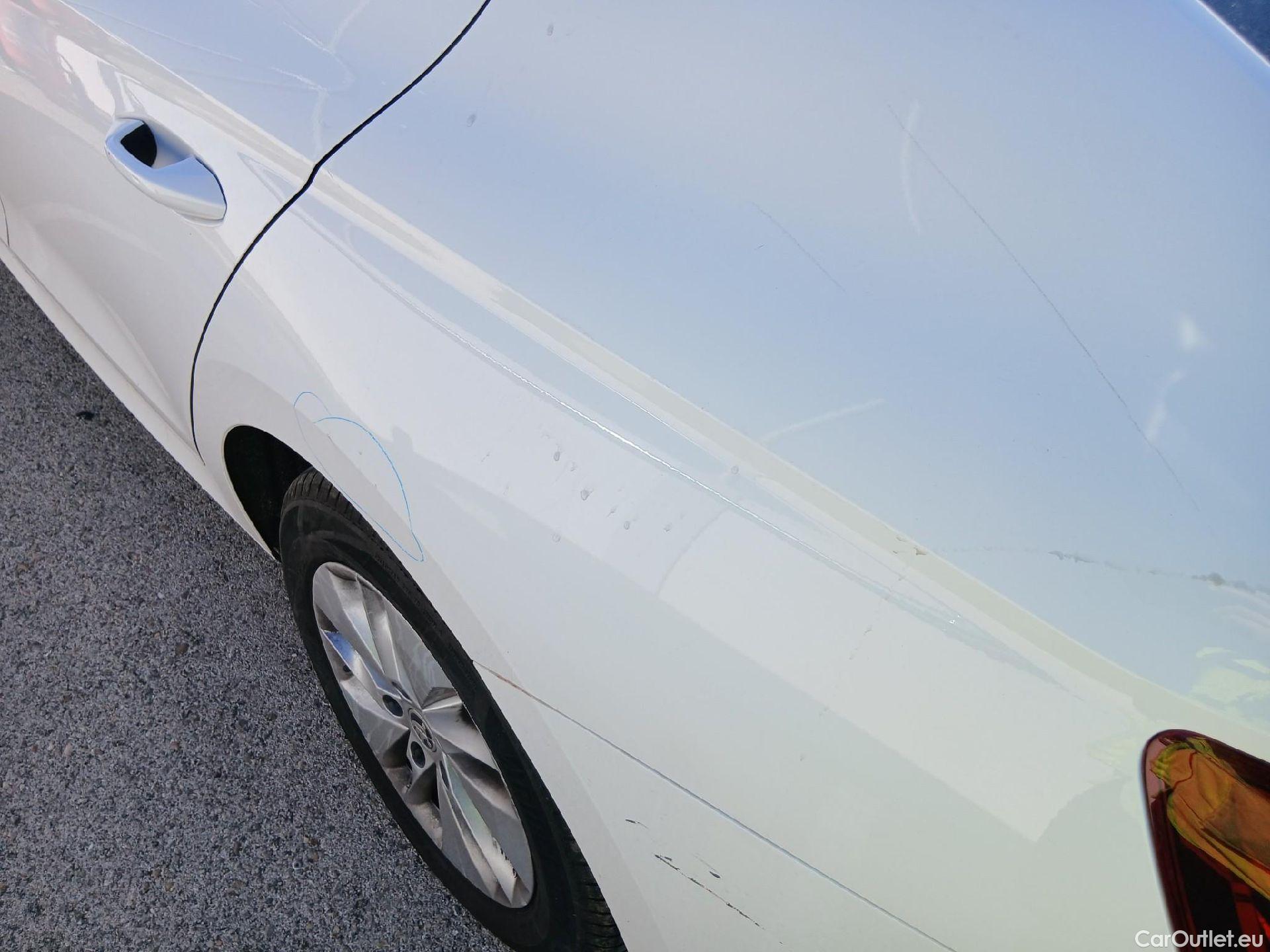  Skoda  Octavia SKODA  / 2020 / 5P / berlina con portón 2.0 TDI 85kW (115 CV) Manual Ambition #19