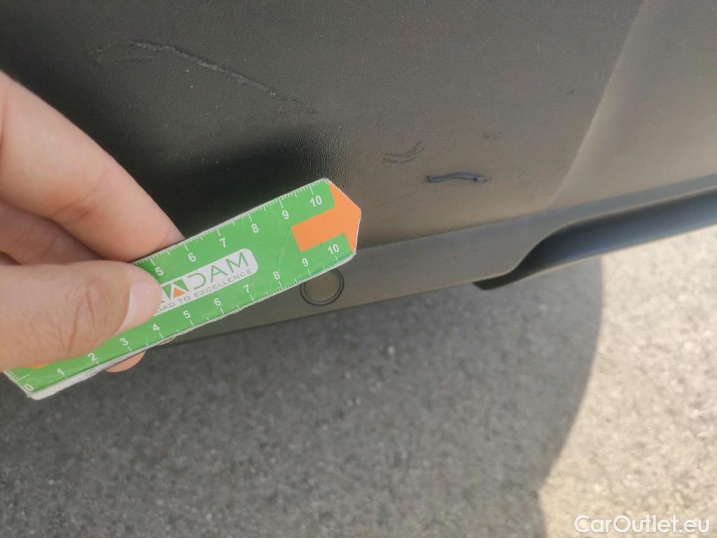  Peugeot  3008 PEUGEOT  / 2016 / 5P / todoterreno 1.5 BlueHDi 96kW (130CV) S&S Active (AC) #27