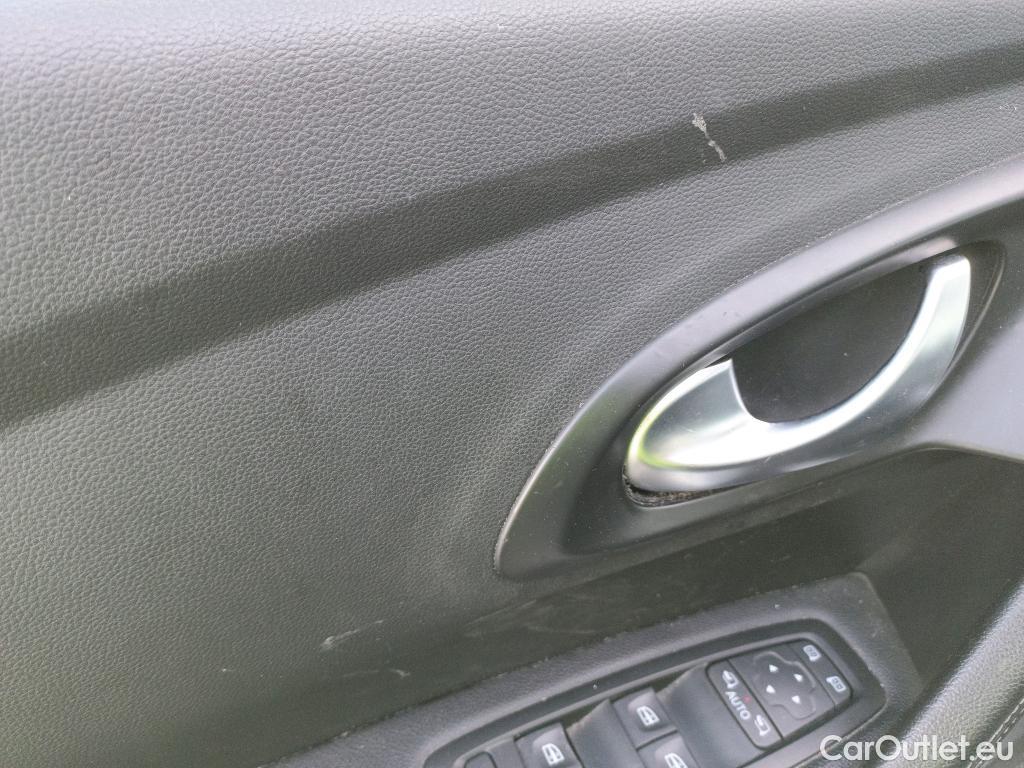  Renault  Kadjar RENAULT  / 2019 / 5P / crossover Zen GPF TCe 103kW (140CV) EDC #12