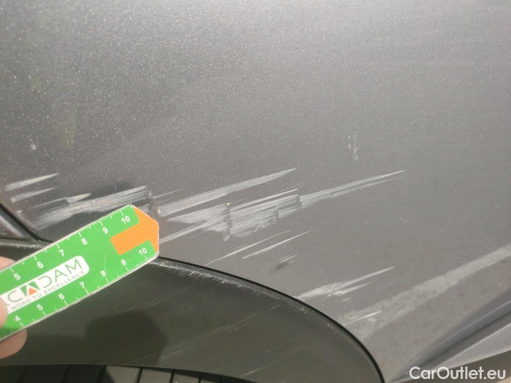  Peugeot  3008 PEUGEOT  / 2016 / 5P / todoterreno 1.5 BlueHDi 96kW (130CV) S&S Active (AC) #15