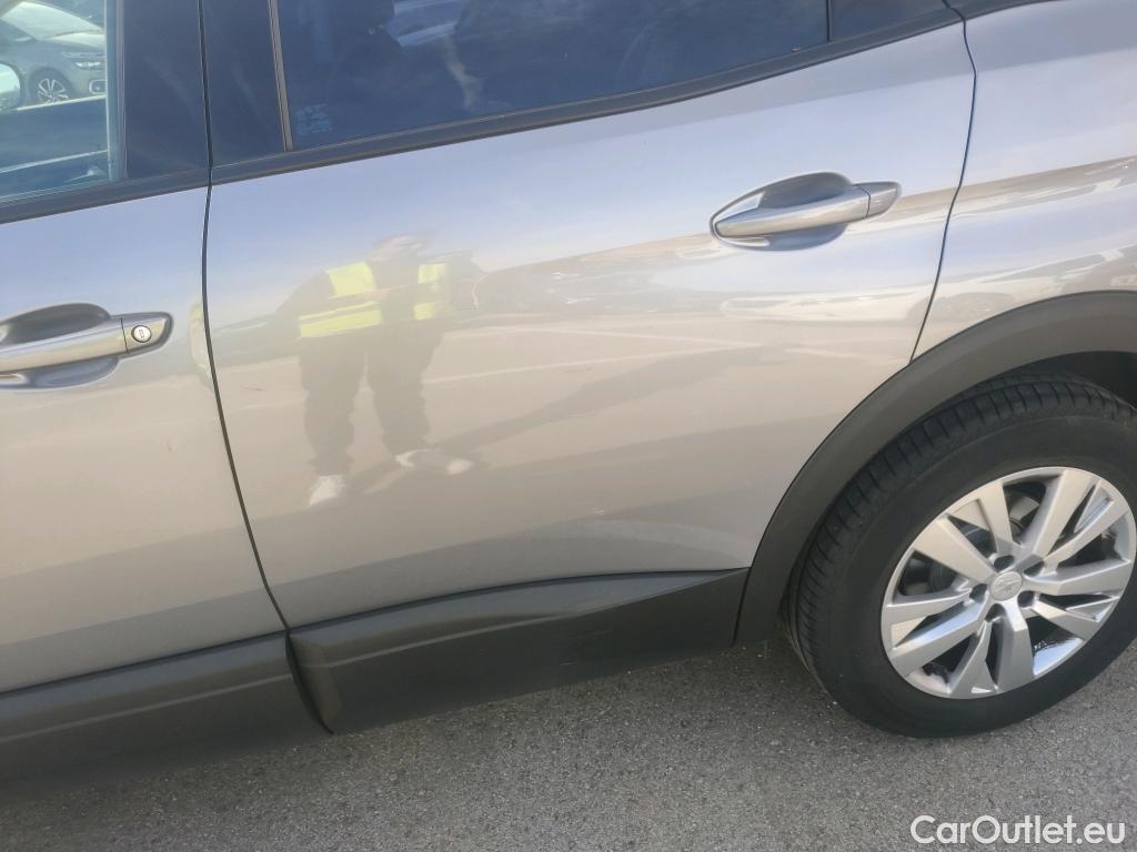  Peugeot  3008 PEUGEOT  / 2016 / 5P / todoterreno 1.5 BlueHDi 96kW (130CV) S&S Active (AC) #8