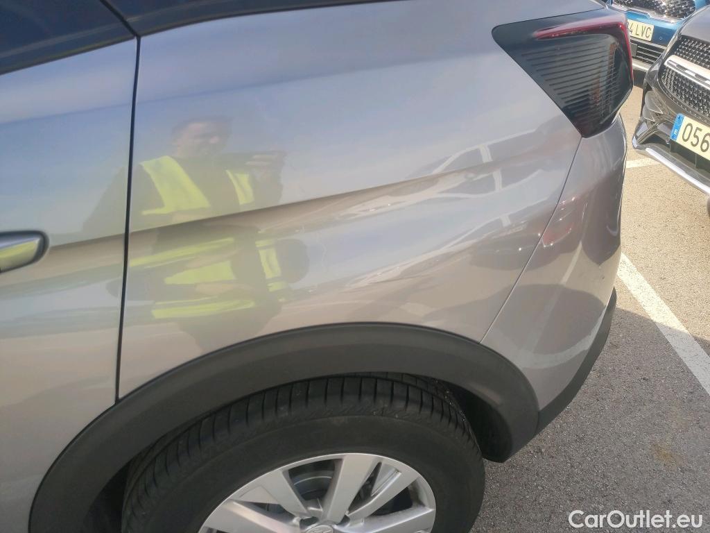  Peugeot  3008 PEUGEOT  / 2016 / 5P / todoterreno 1.5 BlueHDi 96kW (130CV) S&S Active (AC) #10