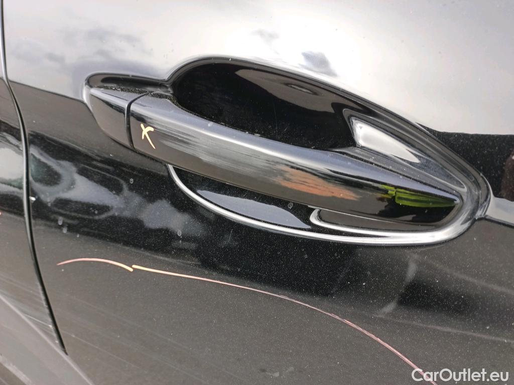  Peugeot  3008 PEUGEOT  / 2016 / 5P / todoterreno 1.5 BlueHDi 96kW (130CV) S&S Style #33