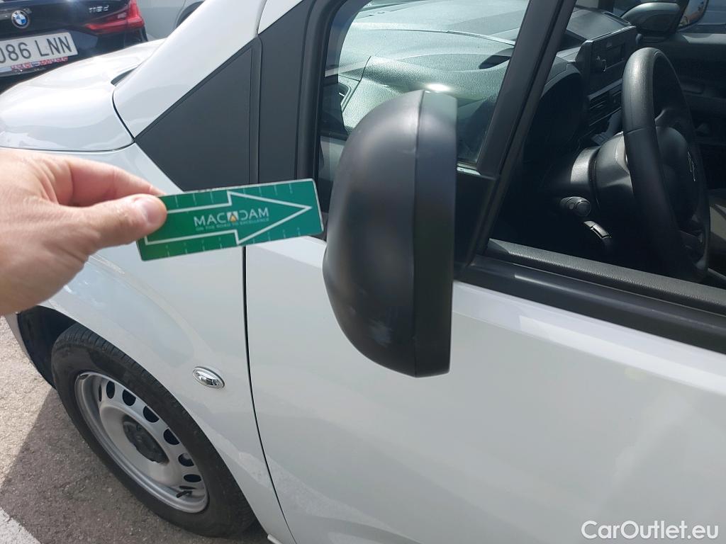  Citroen  Berlingo CITROEN  COMBI Talla M BlueHDi 100 S&S LIVE #13