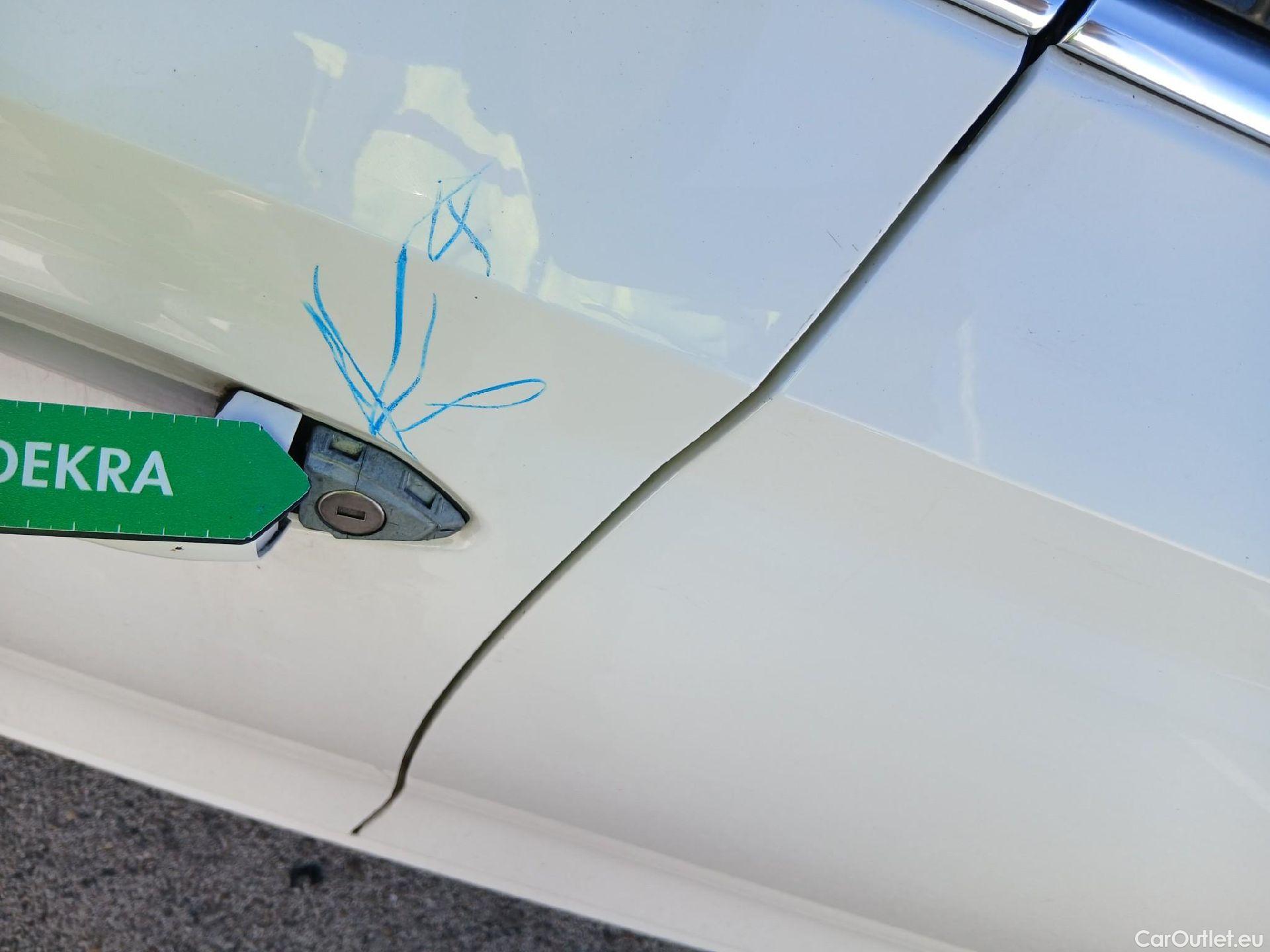  Skoda  Octavia SKODA  / 2020 / 5P / berlina con portón 2.0 TDI 85kW (115 CV) Manual Ambition #14