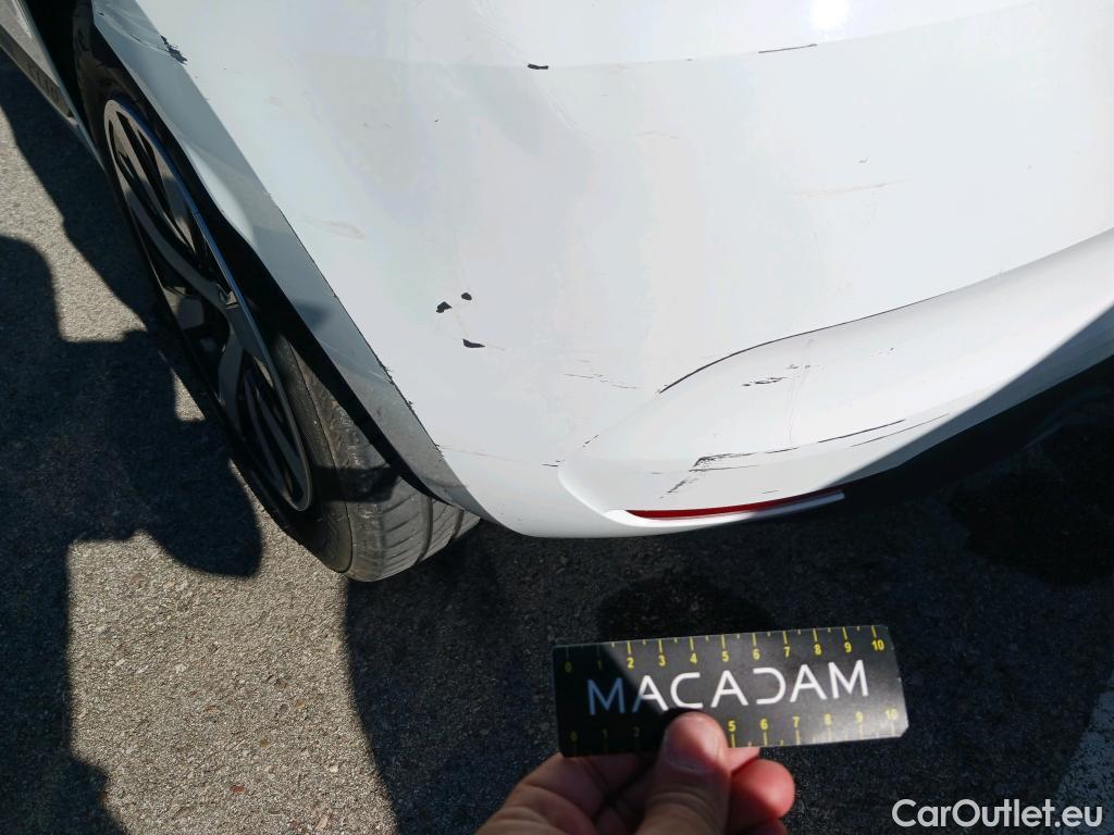  Renault  Clio RENAULT  / 2019 / 5P / berlina con portón Intens TCe 67 kW (91CV) #10