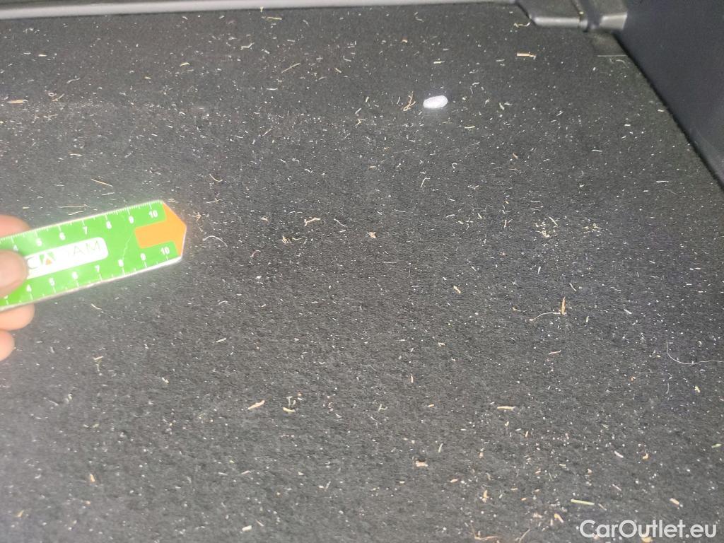  Peugeot  3008 PEUGEOT  / 2016 / 5P / todoterreno 1.5 BlueHDi 96kW (130CV) S&S Active (AC) #39