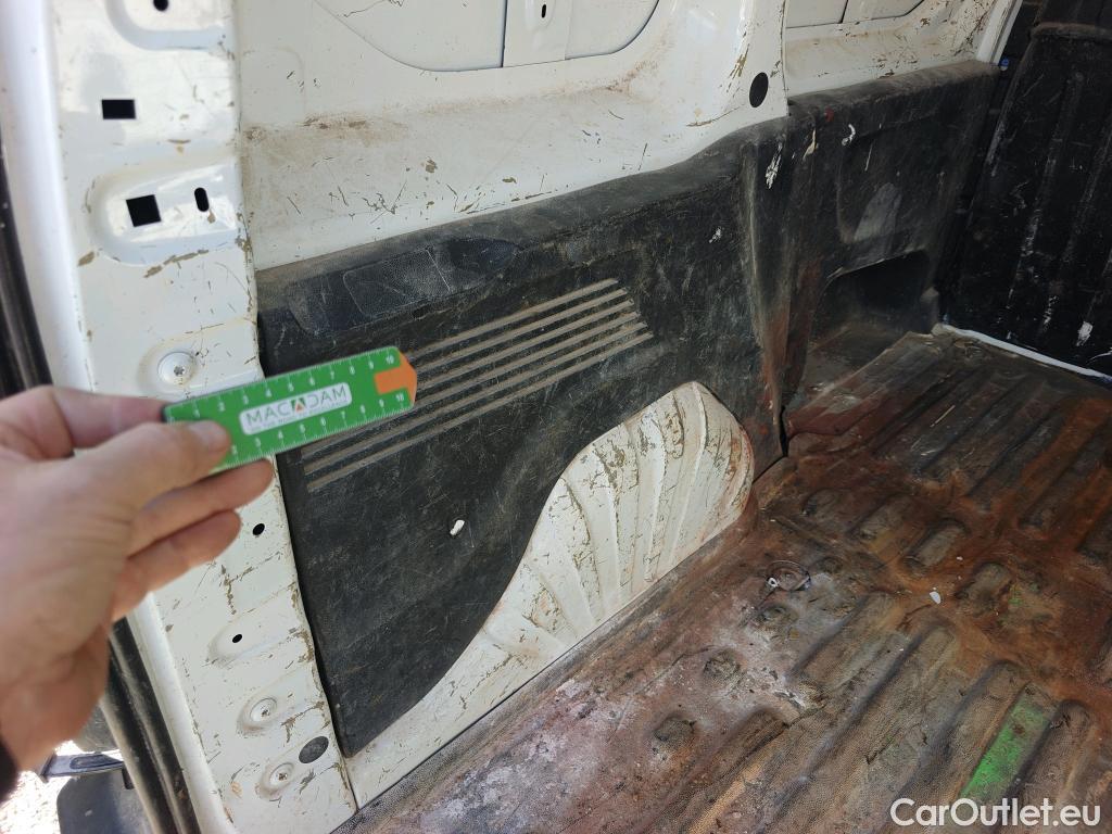  Peugeot  Partner PEUGEOT  / 2018 / 3P / furgón derivado de turismo Pro Standard 600kg BlueHDi 73kW (CX) #35