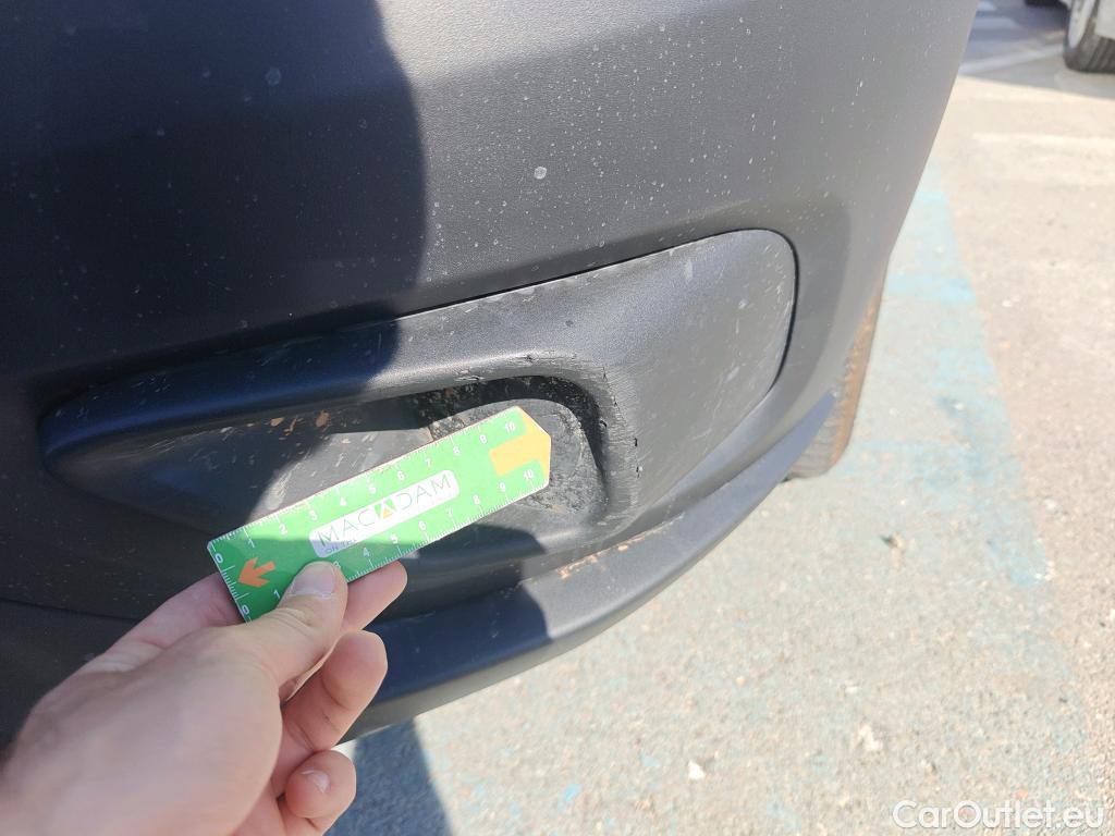  Fiat  Doblo FIAT Doblò Cargo/2015/4P/furgón derivado de turismo Cargo SX 1.3 Mjet 70 kW (95 CV) #64