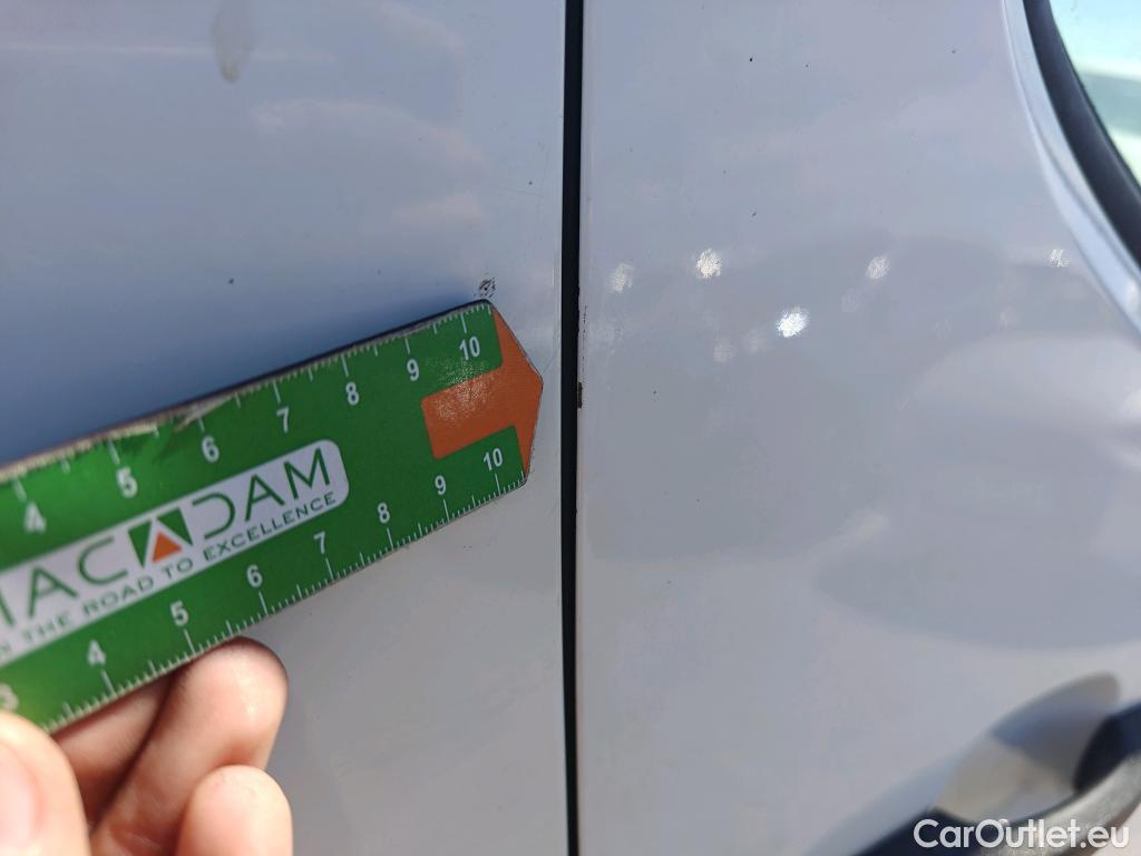  Opel  Combo OPEL  / 2018 / 3P / furgón derivado de turismo 1.5 TD 75kW (100CV) Express L H1 650kg (AC) #62