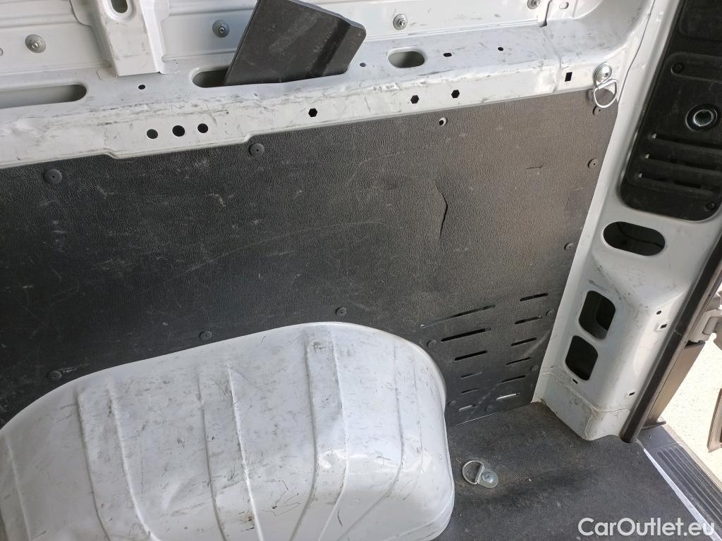  Peugeot  Boxer PEUGEOT  / 2014 / 4P / furgón Pack 335 L2 H2 BHDI 103kW (140CV) S&S #20