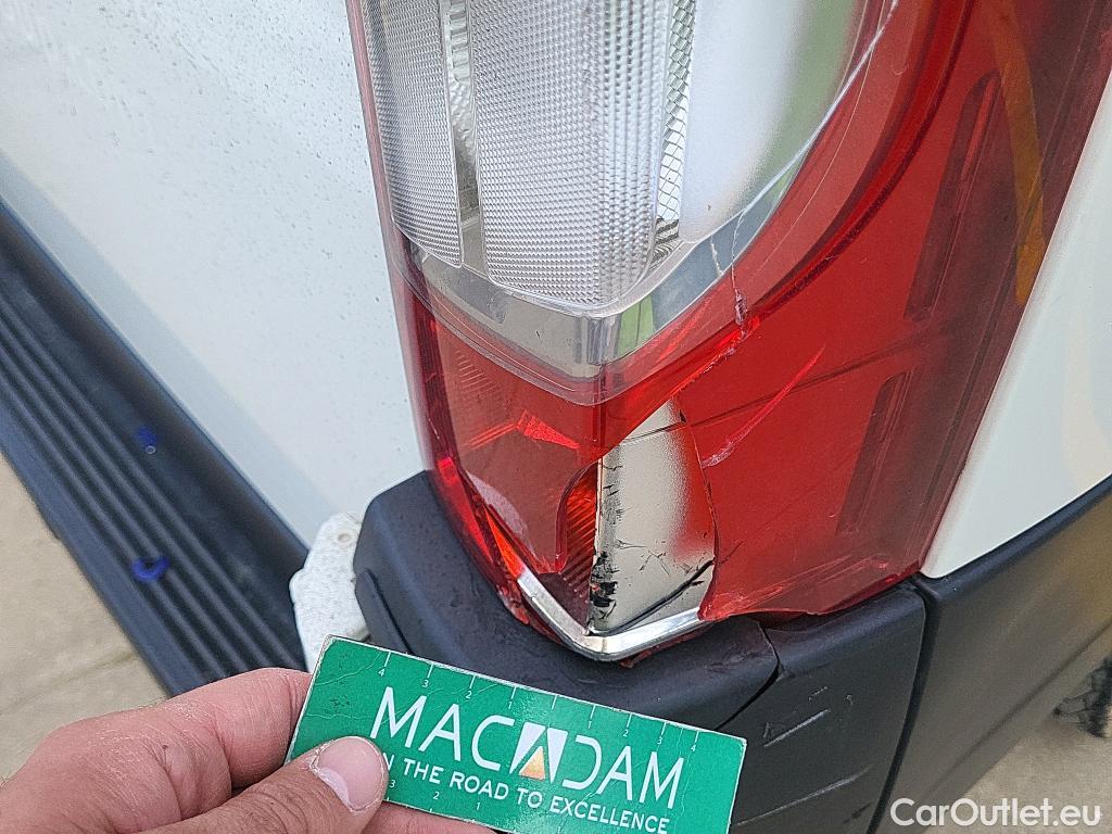  Peugeot  Boxer PEUGEOT  / 2014 / 4P / furgón Pack 330 L1 H1 BHDI 88kW(120CV) S&S 6 V. #2