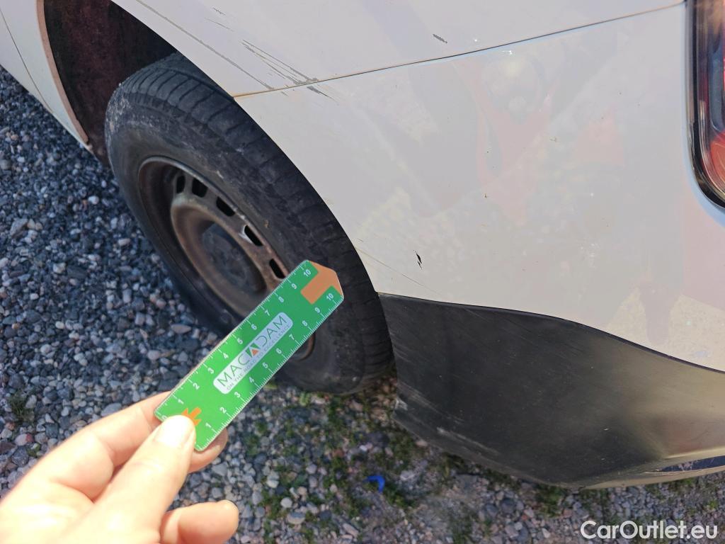  Peugeot  Partner PEUGEOT  / 2018 / 3P / furgón derivado de turismo Pro Standard 600kg BlueHDi 73kW (CX) #55