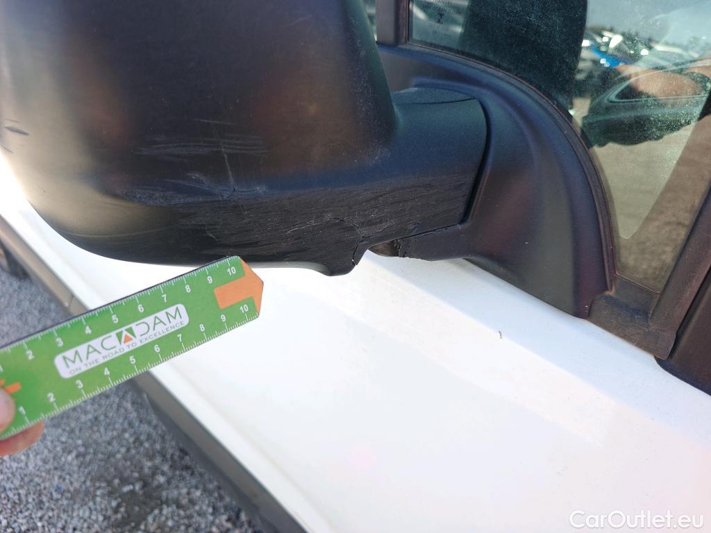  Peugeot  Partner PEUGEOT  / 2018 / 3P / furgón derivado de turismo Pro Standard 600kg BlueHDi 73kW (CX) #3