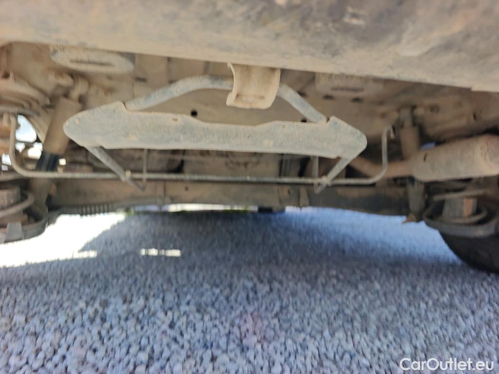  Peugeot  Partner PEUGEOT  / 2018 / 3P / furgón derivado de turismo Pro Standard 600kg BlueHDi 73kW (CX) #63