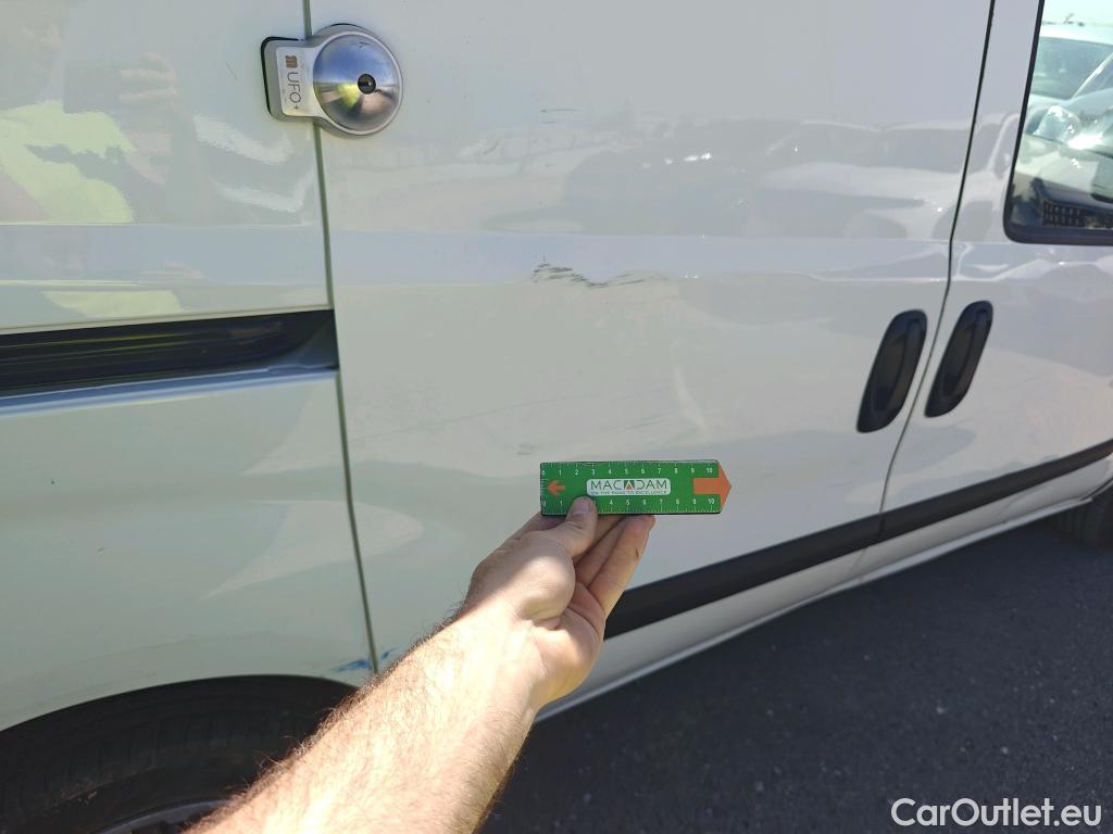  Fiat  Doblo FIAT Doblò Cargo/2015/4P/furgón derivado de turismo Cargo SX 1.3 Mjet 70 kW (95 CV) #1