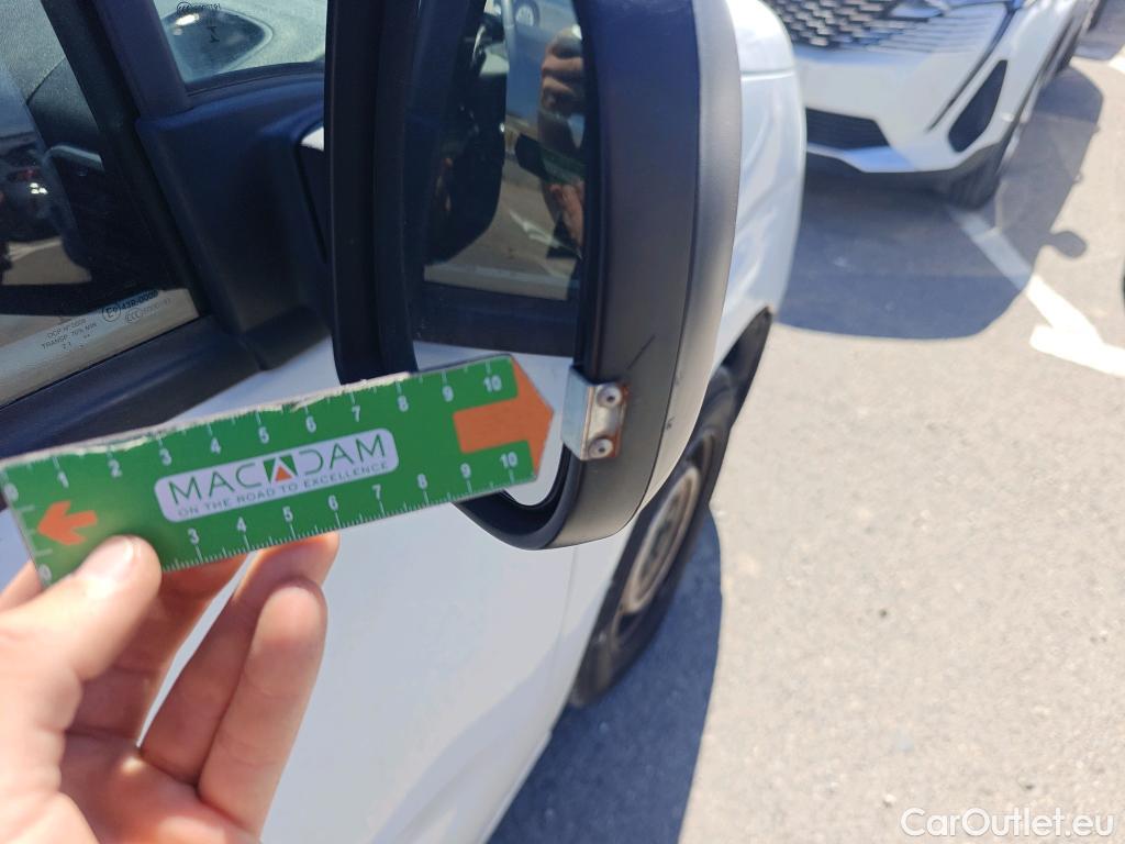  Opel  Combo OPEL  / 2018 / 3P / furgón derivado de turismo 1.5 TD 75kW (100CV) Express L H1 650kg (AC) #52