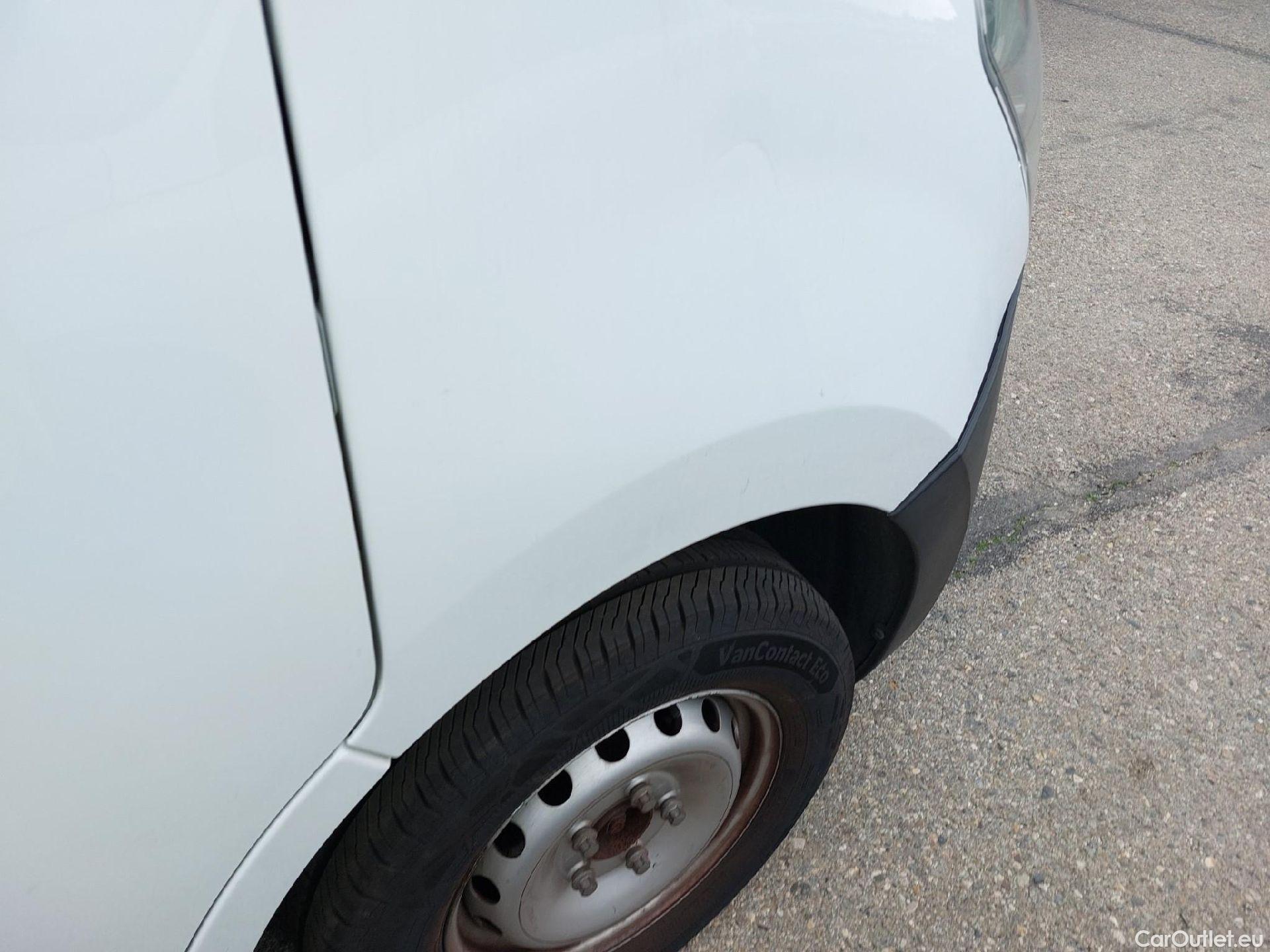  Opel  Movano OPEL  / 2019 / 4P / furgón 2.3 CDTI 99kW (135CV) L2 H2 F 3.5t (AC) #30